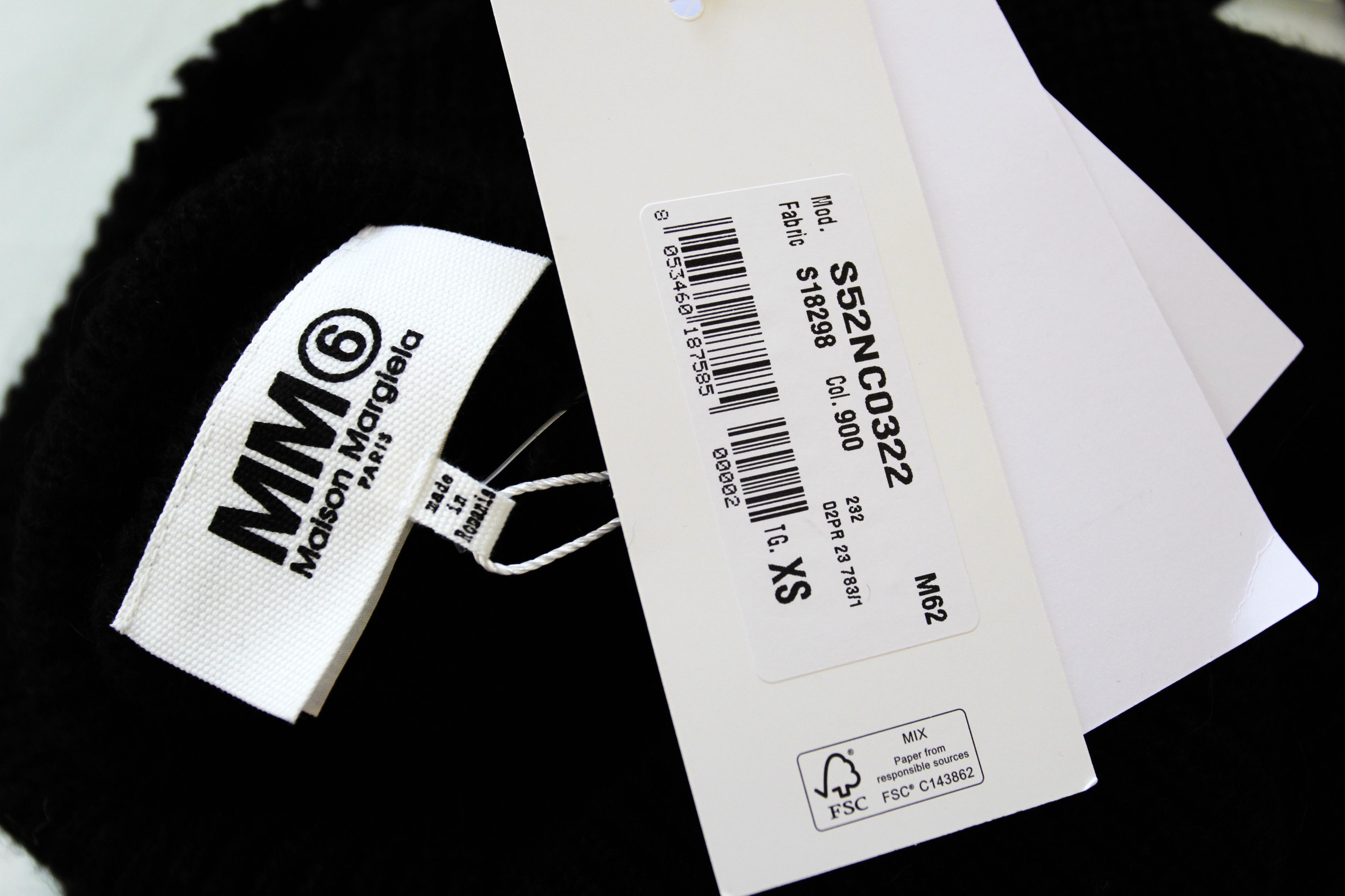 Maison Margiela BNWT AW23 MAISON MARGIELA MM6 DISTRESSED SWEATER XS Size XS / US 0-2 / IT 36-38 - 8 Thumbnail