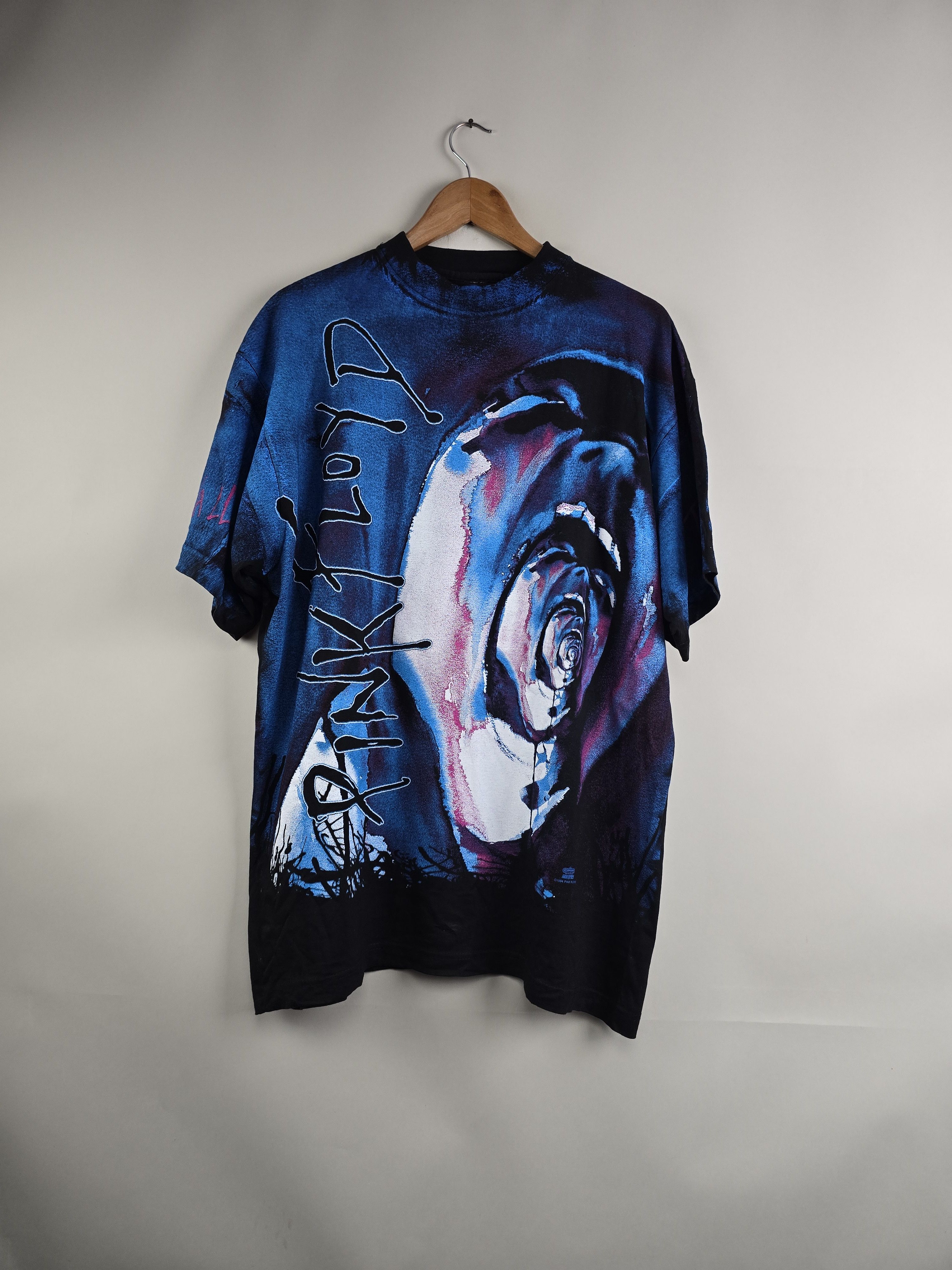 Band Tees × Pink Floyd × Vintage 1994 Pink Floyd The Wall All over print XL 23" 30.5" Size US XL / EU 56 / 4 - 9 Thumbnail