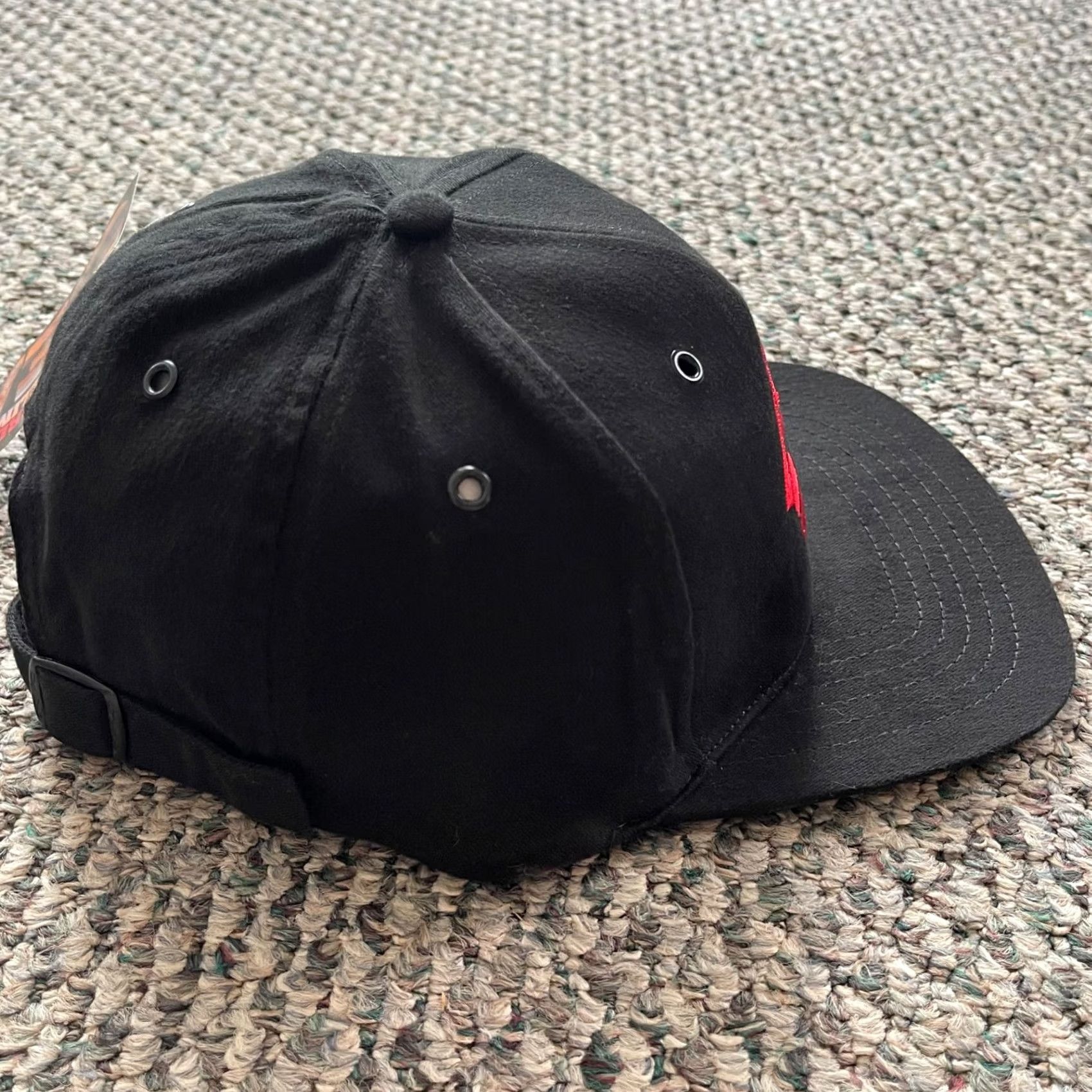 Marlboro VINTAGE Marlboro Train Hat Black Tobacco Cigarette Railroad Strapback Cap NWT Adjustable Black Unisex Adults Snapback 80s 90s Size ONE SIZE - 6 Thumbnail