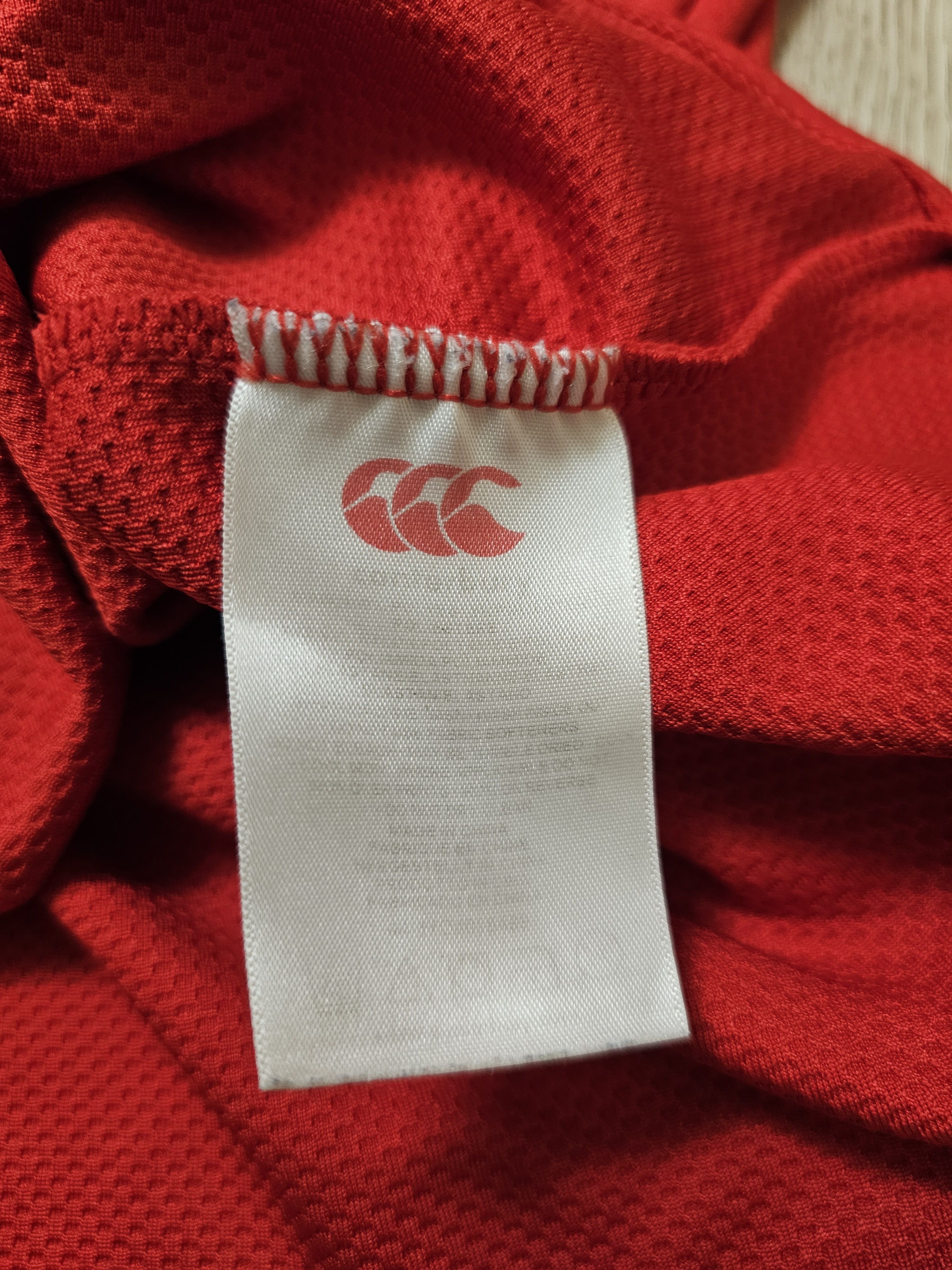 Canterbury of New Zealand ENGLAND RUGBY SHIRT AWAY RUGBY JERSEY RARE JERSEY Size US S / EU 44-46 / 1 - 7 Thumbnail