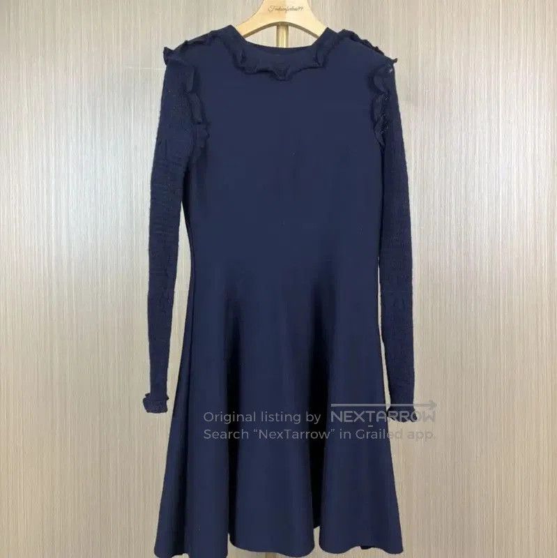 Chanel Chanel Navy Wool Dress for Women . Size M / US 6-8 / IT 42-44 - 1 Thumbnail