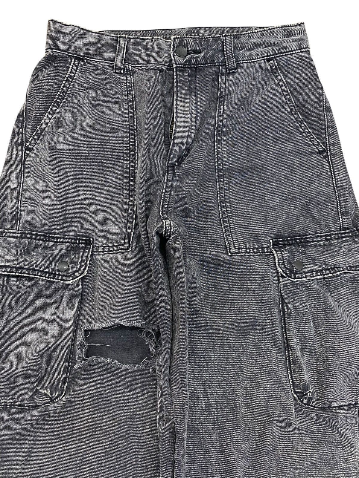 GU GU Black Wash Denim Style Cargo Jeans Size US 28 / EU 44 - 2 Thumbnail