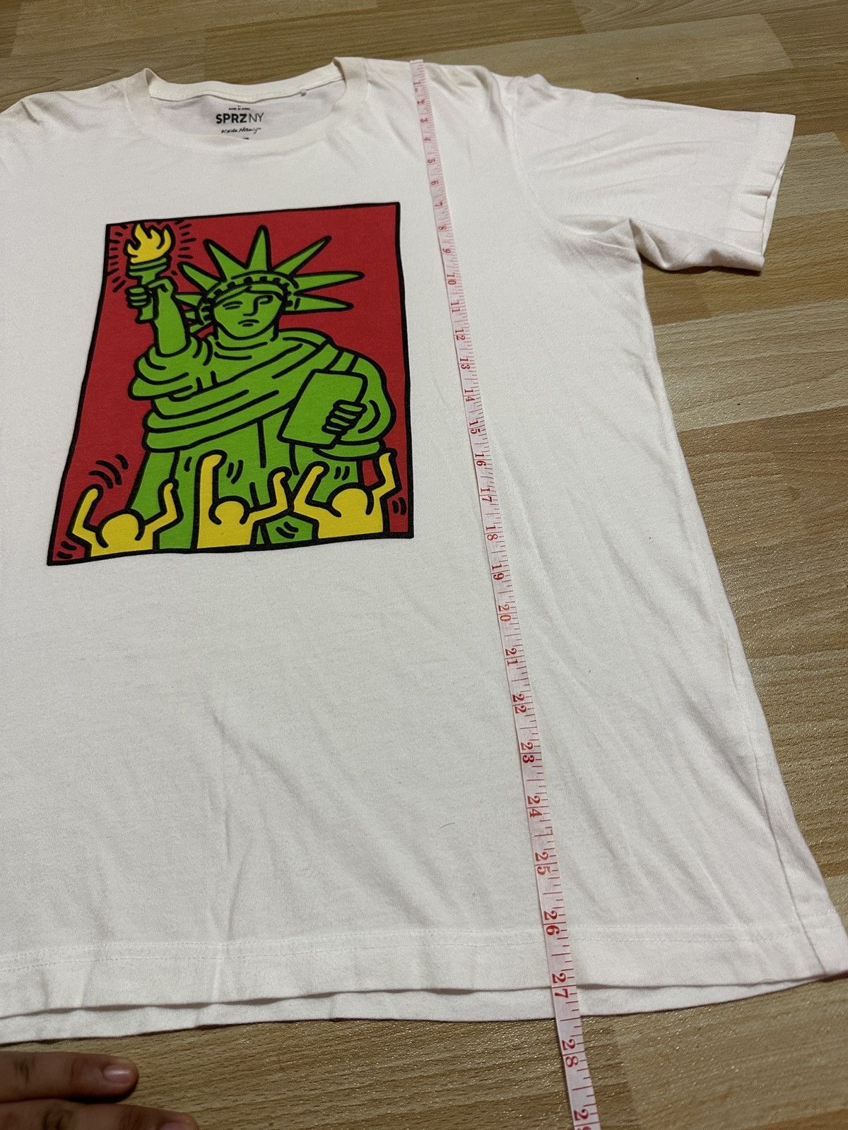Keith Haring × Other Keith Haring New York uniqlo tee Size US L / EU 52-54 / 3 - 12 Thumbnail