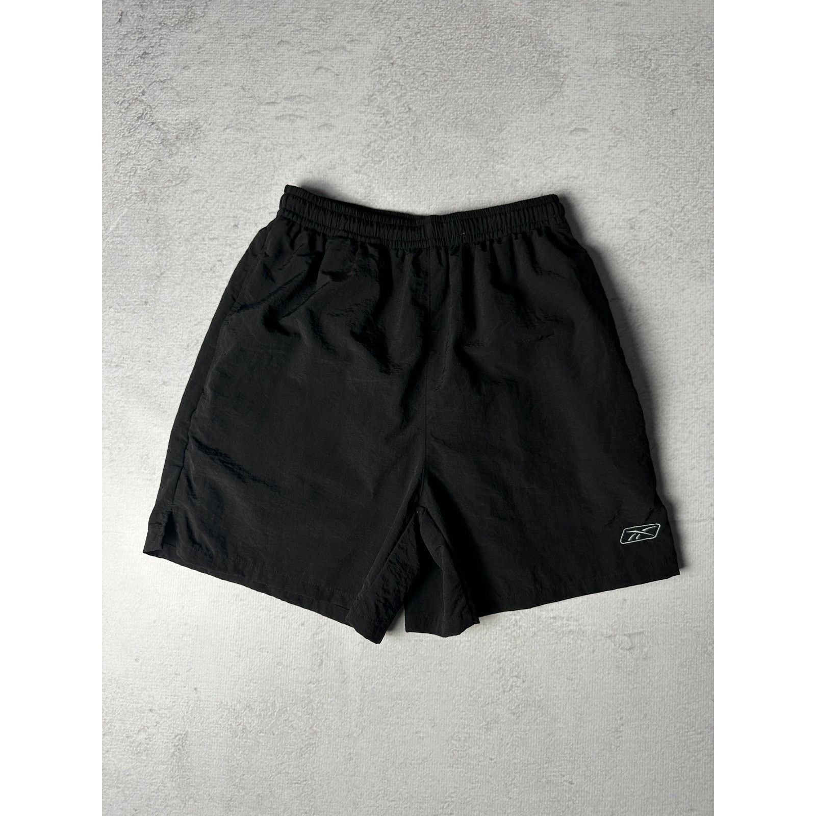 Reebok Vintage Reebok Track Shorts For Women - Small Size Size 36" / US 14 / IT 50 - 1 Thumbnail