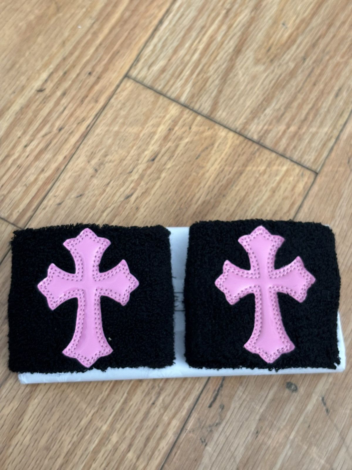 Chrome hearts black sweatbands pink patent leather cross