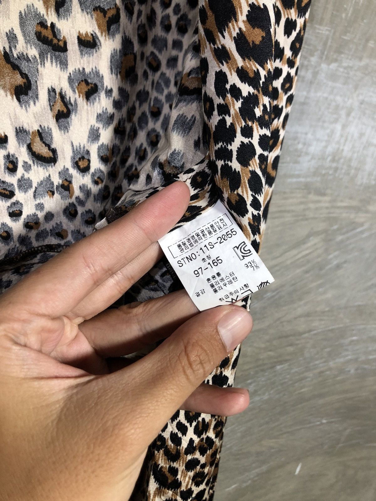 Japanese Brand × Vintage Unknown - Japanese Leopard Outer T-shirts Size ONE SIZE - 5 Thumbnail
