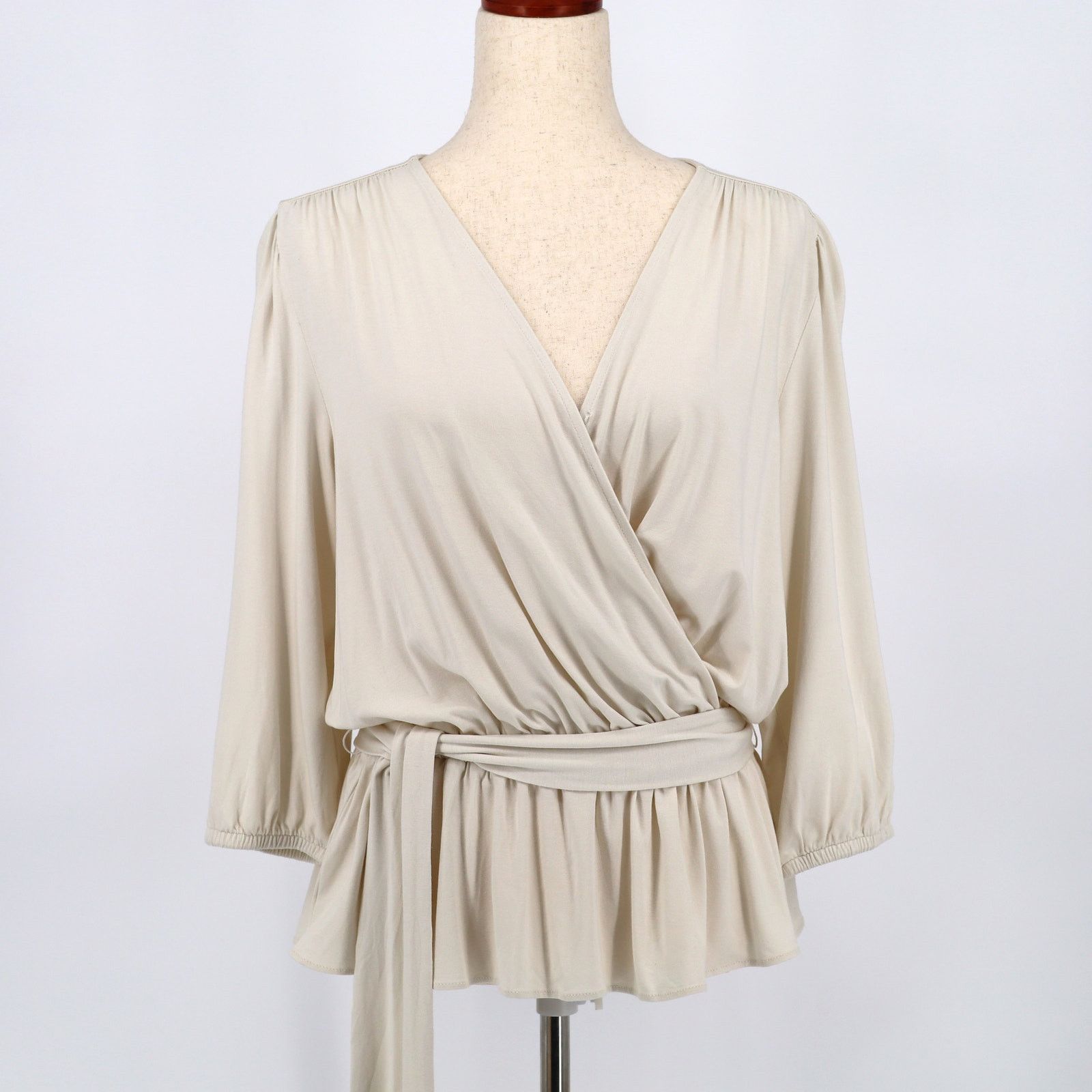 Ralph Lauren Lauren Ralph Lauren Women Cream Wrap Peplum Blouse Size M Size M / US 6-8 / IT 42-44 - 5 Thumbnail