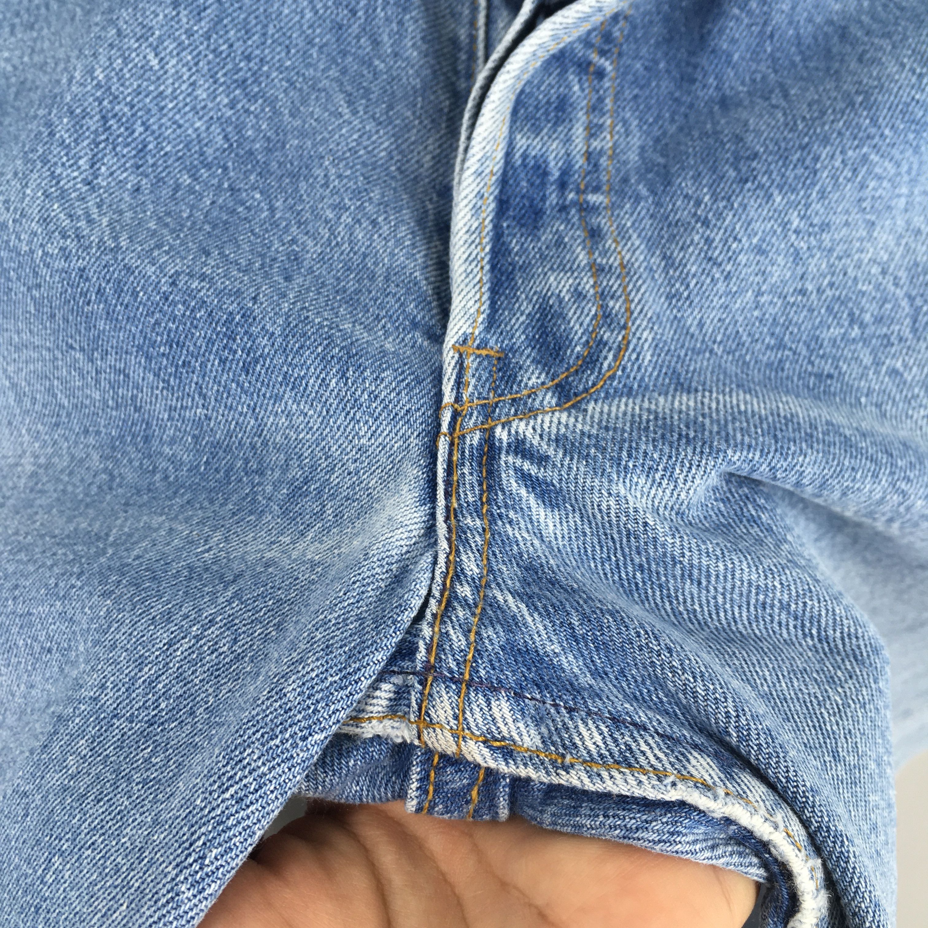 Levi's Size 28x27.5 Vintage 80s Levi's 501 Faded Blue Jeans S147 Size US 28 / EU 44 - 7 Thumbnail