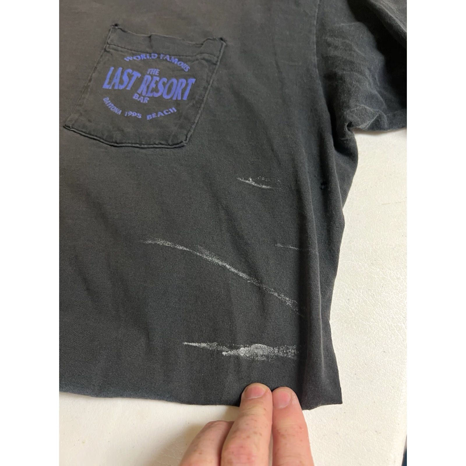 Anvil VINTAGE Daytona Beach Florida Bike Week 1995 Black Anvil T-Shirt XL Distressed Crew Neck Short Sleeve Men Size US XL / EU 56 / 4 - 6 Thumbnail