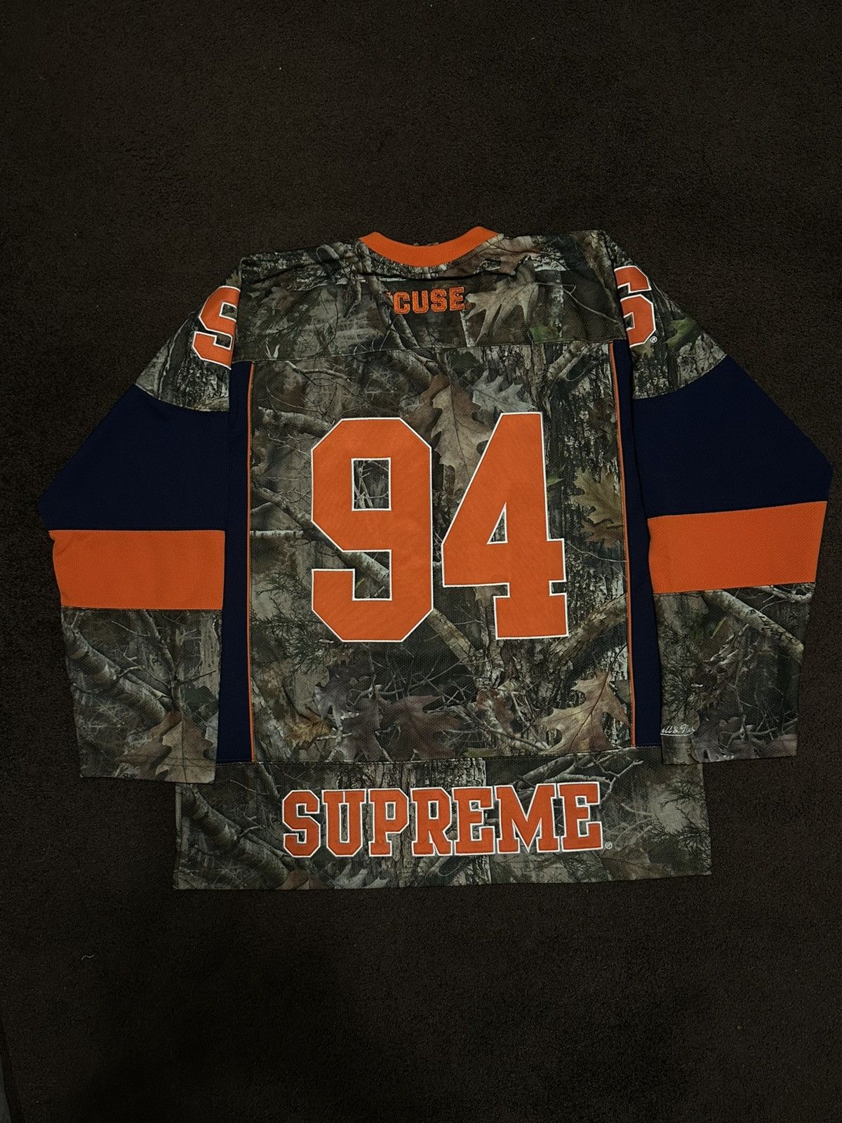Mitchell & Ness × Supreme Supreme Mitchell & Ness NCAA Hockey Jersey Camo (Size L) Size US L / EU 52-54 / 3 - 2 Thumbnail