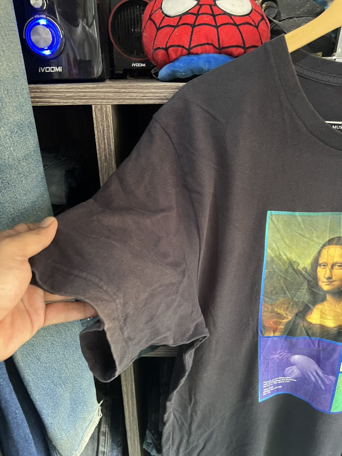 Japanese Brand 🔥Rare Uniqlo x Musee Du Louvre x Peter Saville Monalisa Size US L / EU 52-54 / 3 - 6 Thumbnail