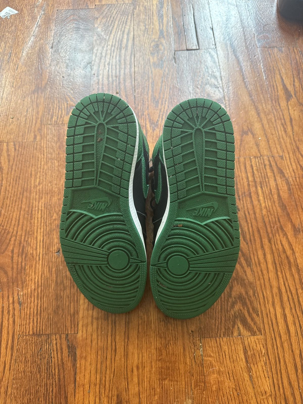 Jordan Brand PINE GREENS AIR JORDAN 1’s Size US 9 / IT 39 - 3 Thumbnail