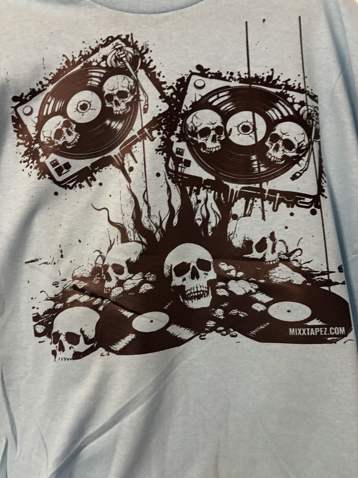 Other T SHIRT SIZE XL Size US XL / EU 56 / 4 - 2 Thumbnail