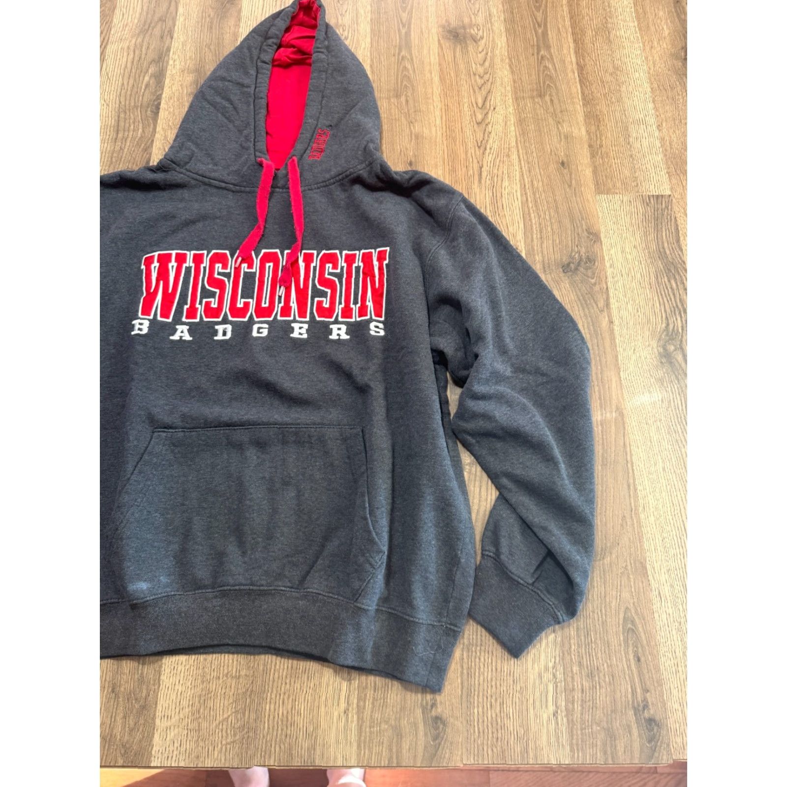 Vintage Stadium Athletics Hoodie Men's Large Gray Wisconsin Badgers Sweatshirt Size US L / EU 52-54 / 3 - 4 Thumbnail
