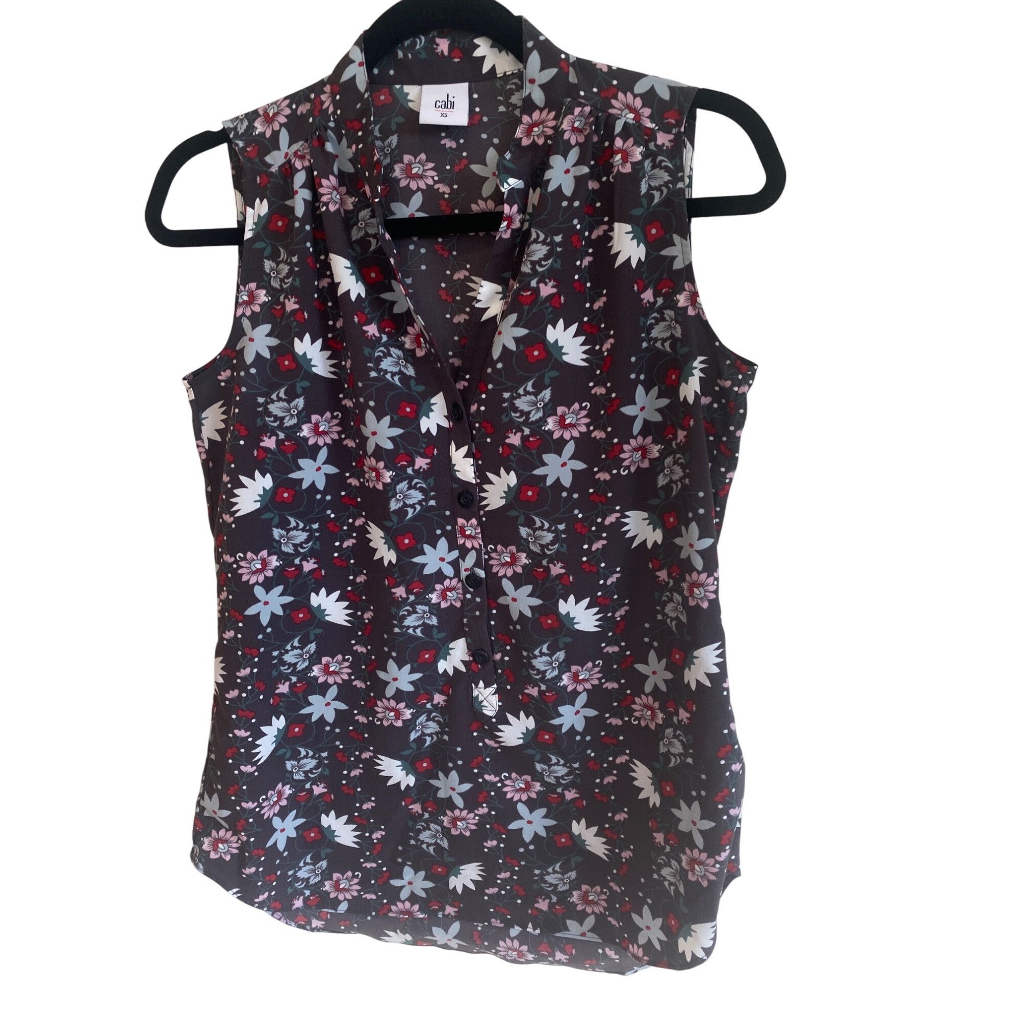 Designer Bundle of 3 Cabi XS sleeveless summer tops blouse Size XS / US 0-2 / IT 36-38 - 6 Thumbnail