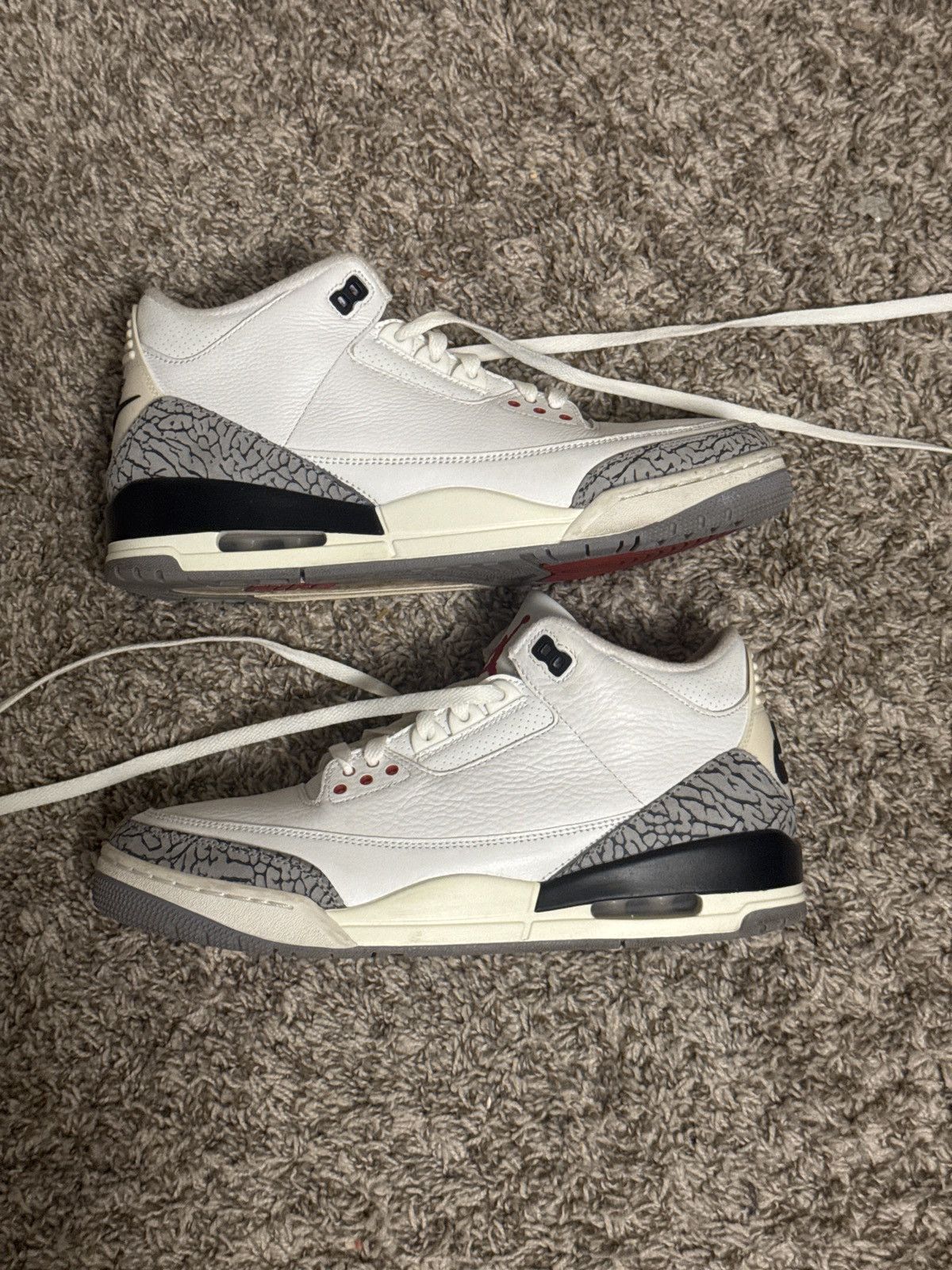 Jordan Brand Air Jordan 3 Retro Reimagined White Cement Size US 10.5 / EU 43-44 - 2 Thumbnail