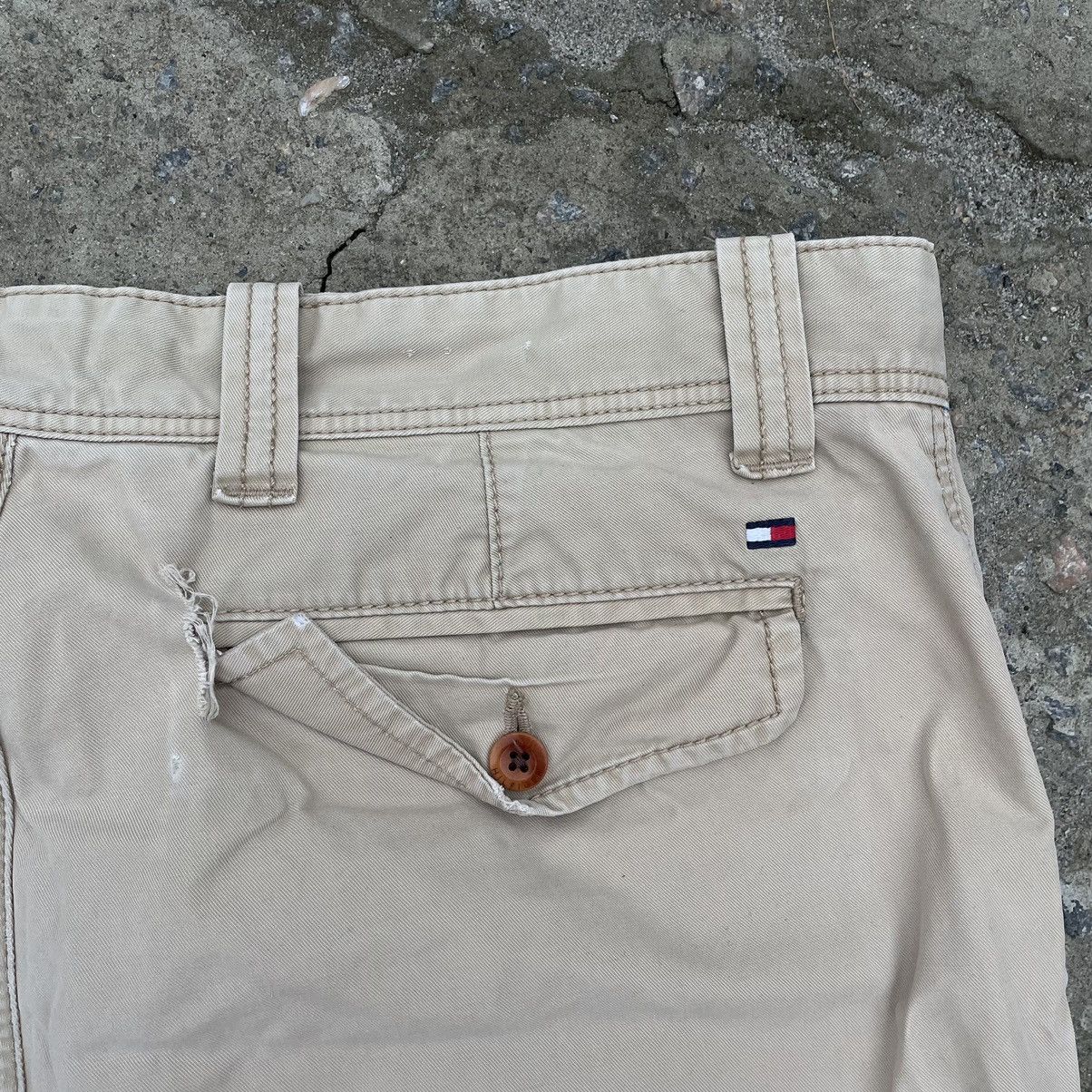 Japanese Brand × Tommy Hilfiger Vintage Tommy Hilfiger Shorts Multi pocket Grunge Avantgrde Size US 34 / EU 50 - 10 Thumbnail