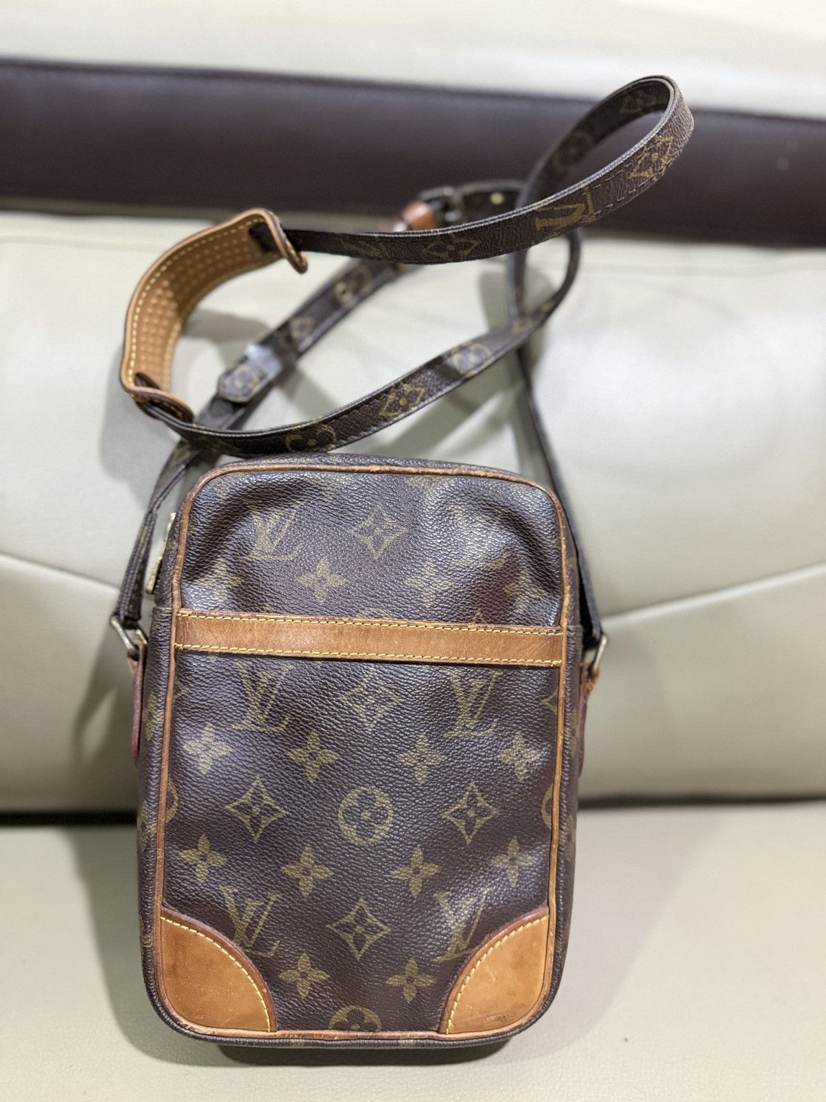 Louis Vuitton Authentic Vintage Louis Vuitton Monogram Danube Bag Size ONE SIZE - 22 Thumbnail