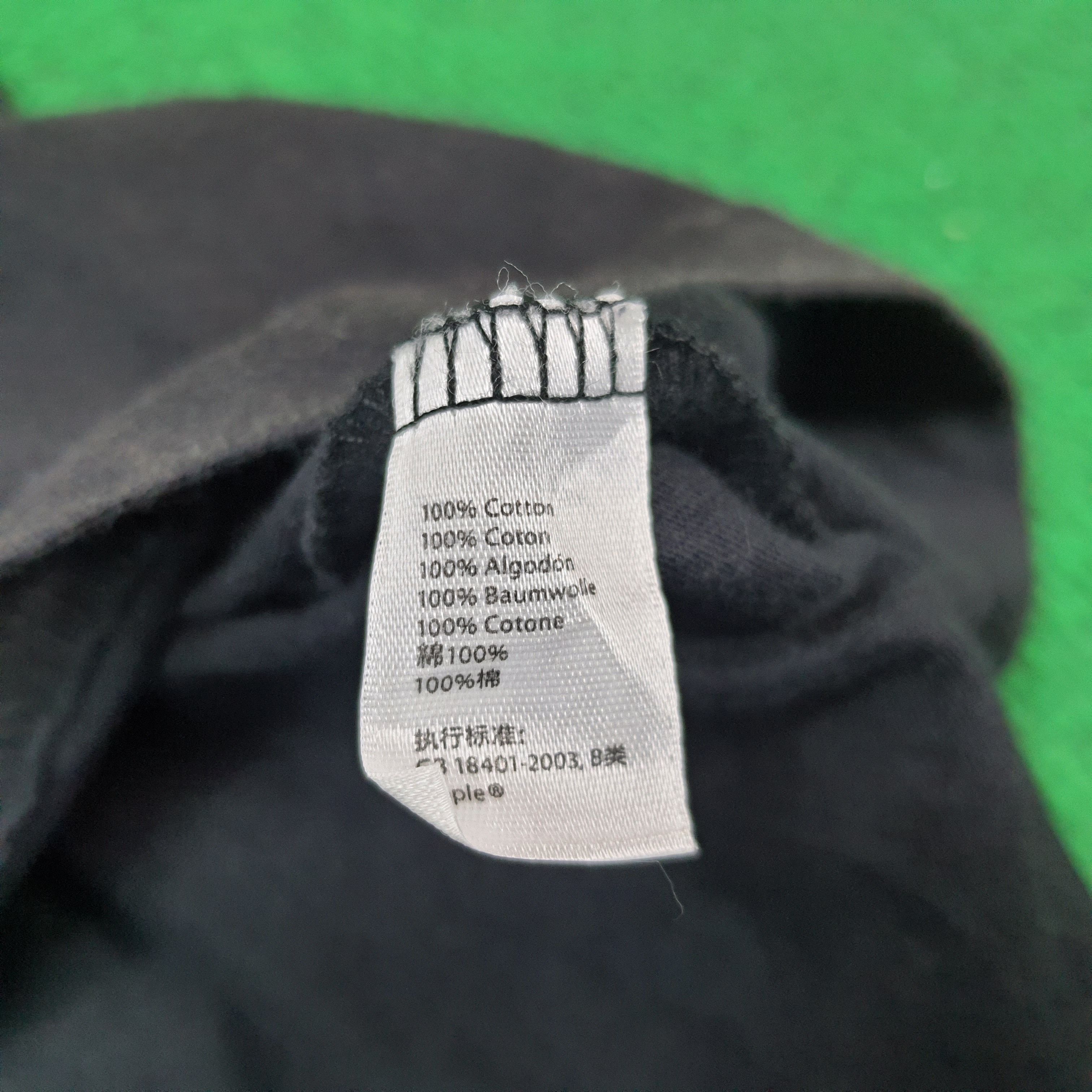 Apple × Vintage Vintage Apple Store Toyko Japan Omotesando Product Tshirt Size US L / EU 52-54 / 3 - 6 Thumbnail