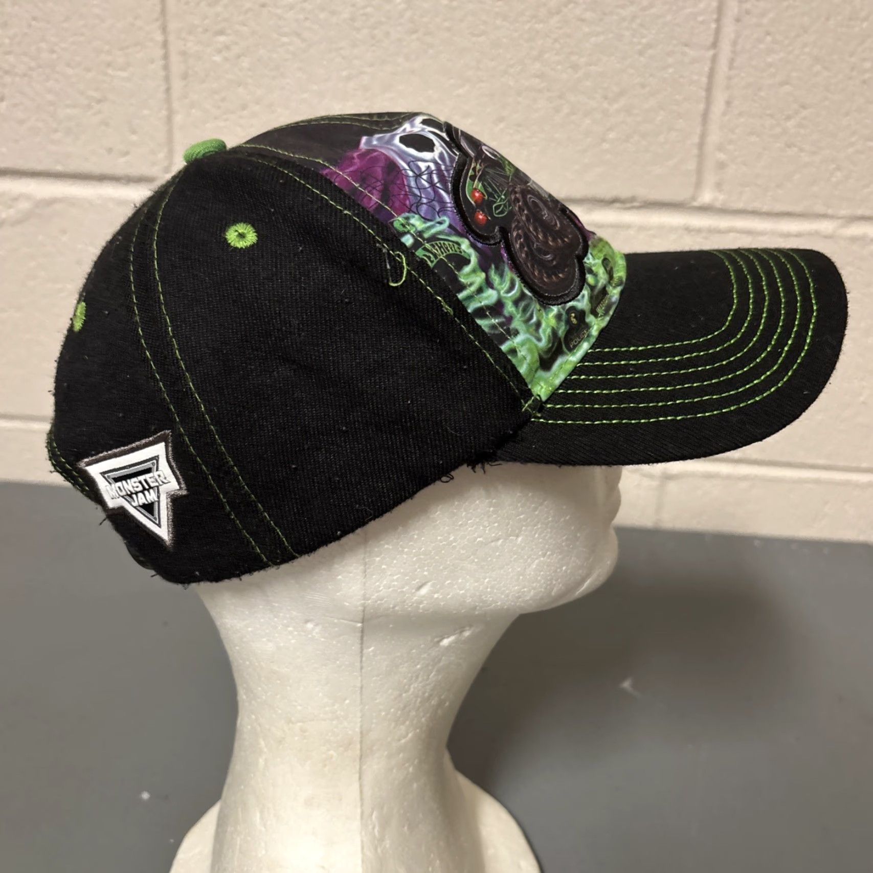 Vintage Monster Jam grave digger Monster Truck Embroidered Hat snapback Men One Size Black Size ONE SIZE - 4 Thumbnail