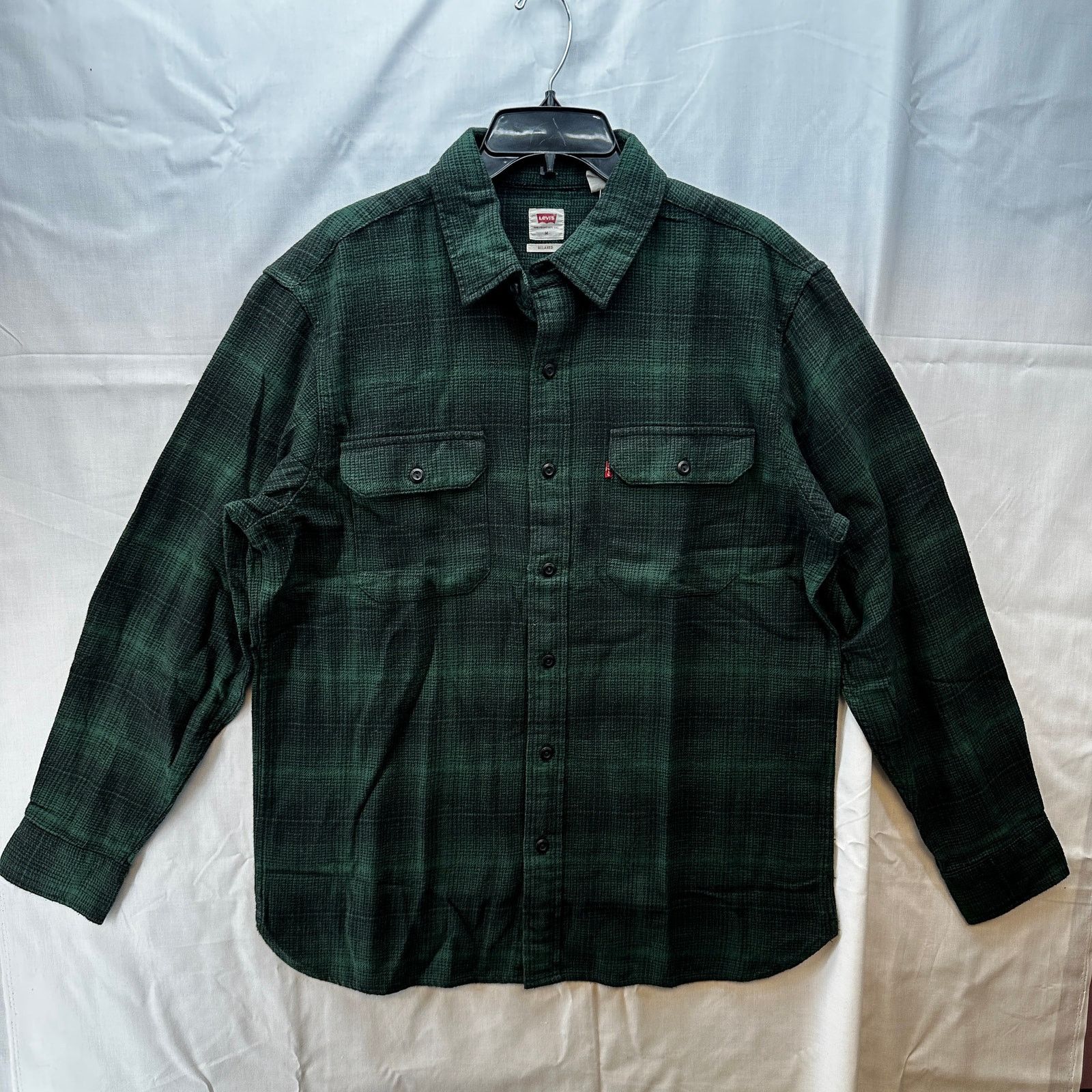 Levi's Levi's Mens Relax Fit Pine Green Plaid Shirt Size Medium Size US M / EU 48-50 / 2 - 1 Thumbnail
