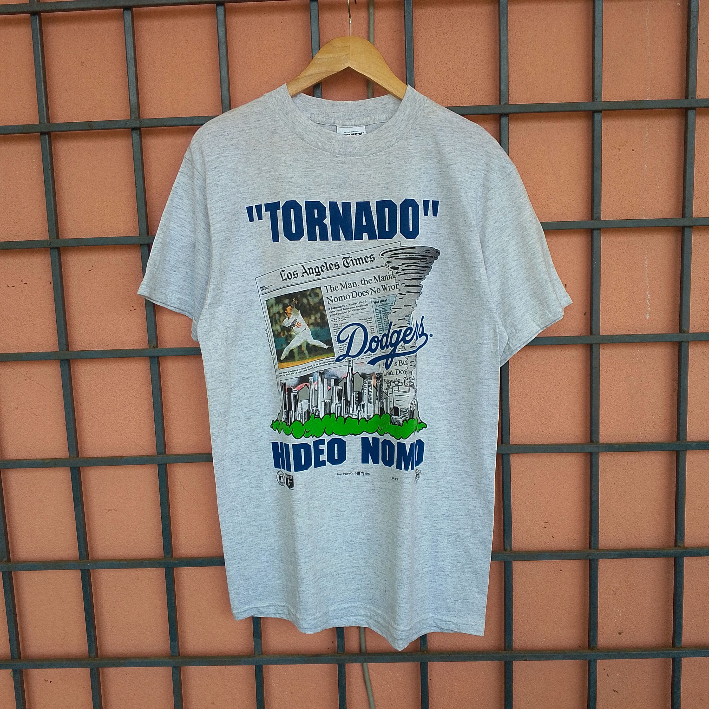 MLB Vintage Deadstock 1995 Hideo Nomo Dodgers Tee Size US M / EU 48-50 / 2 - 2 Thumbnail