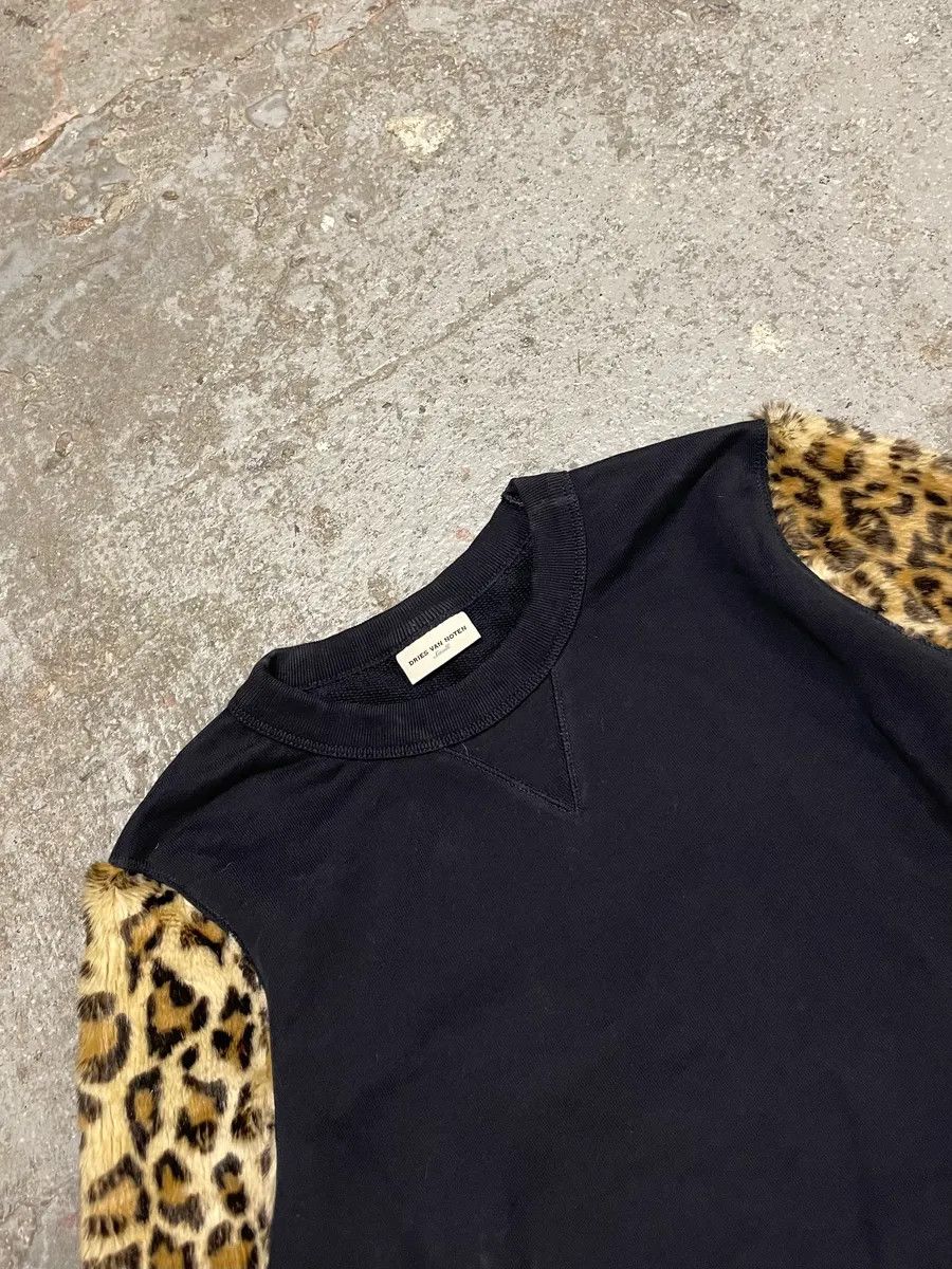 Designer × Dries Van Noten × Vintage Dries Van Noten Black Sweater With Leopard Print Fur Effect Arms Size US XS / EU 42 / 0 - 3 Thumbnail