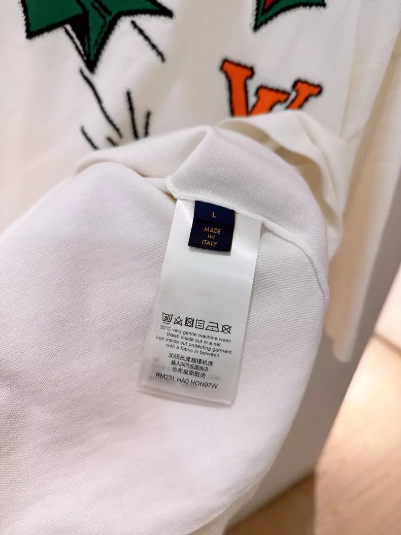 Louis Vuitton Louis Vuitton Paper airplane short sleeve 2503-Nextarrow Size US L / EU 52-54 / 3 - 9 Thumbnail