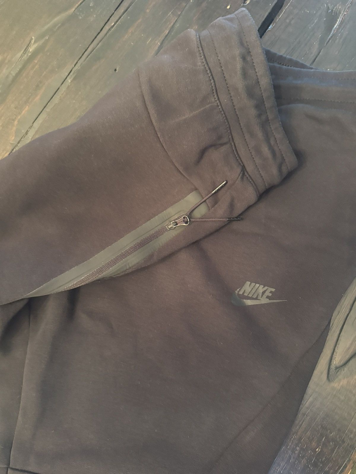 Nike Nike Tech Sweatpants Size US 32 / EU 48 - 3 Thumbnail