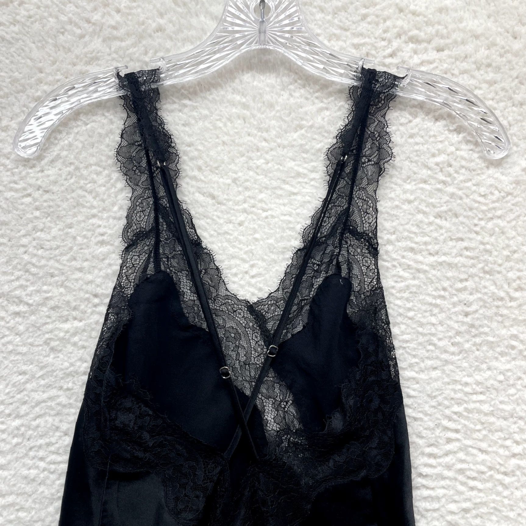 Victoria's Secret Victoria's Secret Midi Slip Dress Small Black Satin Lace Chemise Lingerie Dress Women S Black Satin Lace Chemise Victoria's Secret Size S / US 4 / IT 40 - 4 Thumbnail