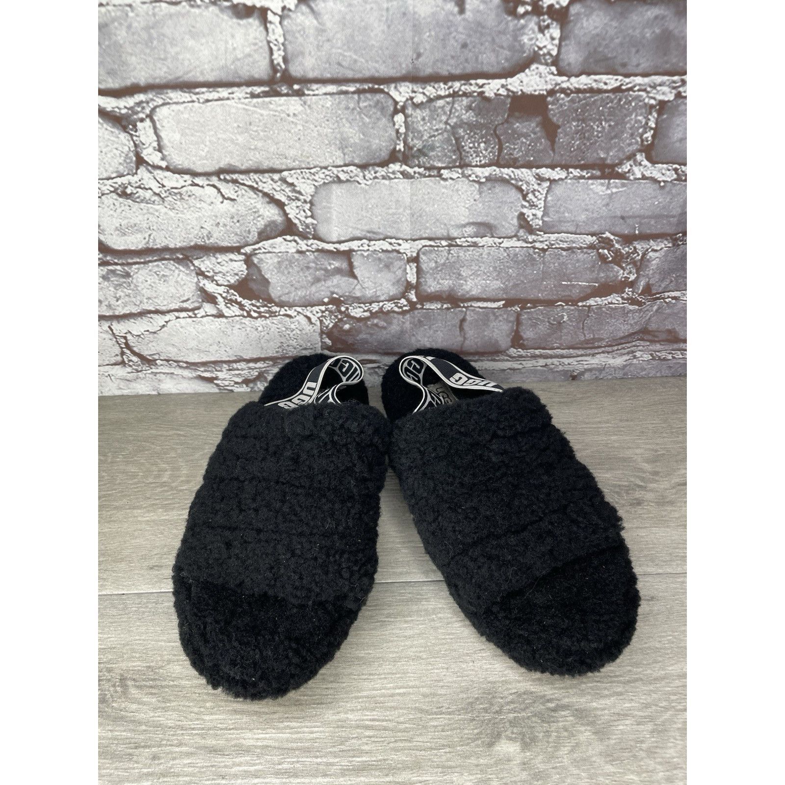 Ugg UGG Fluff Yeah Black Sheepskin Fur Slingback Slippers Sandal Size US 8 / IT 38 - 14 Thumbnail