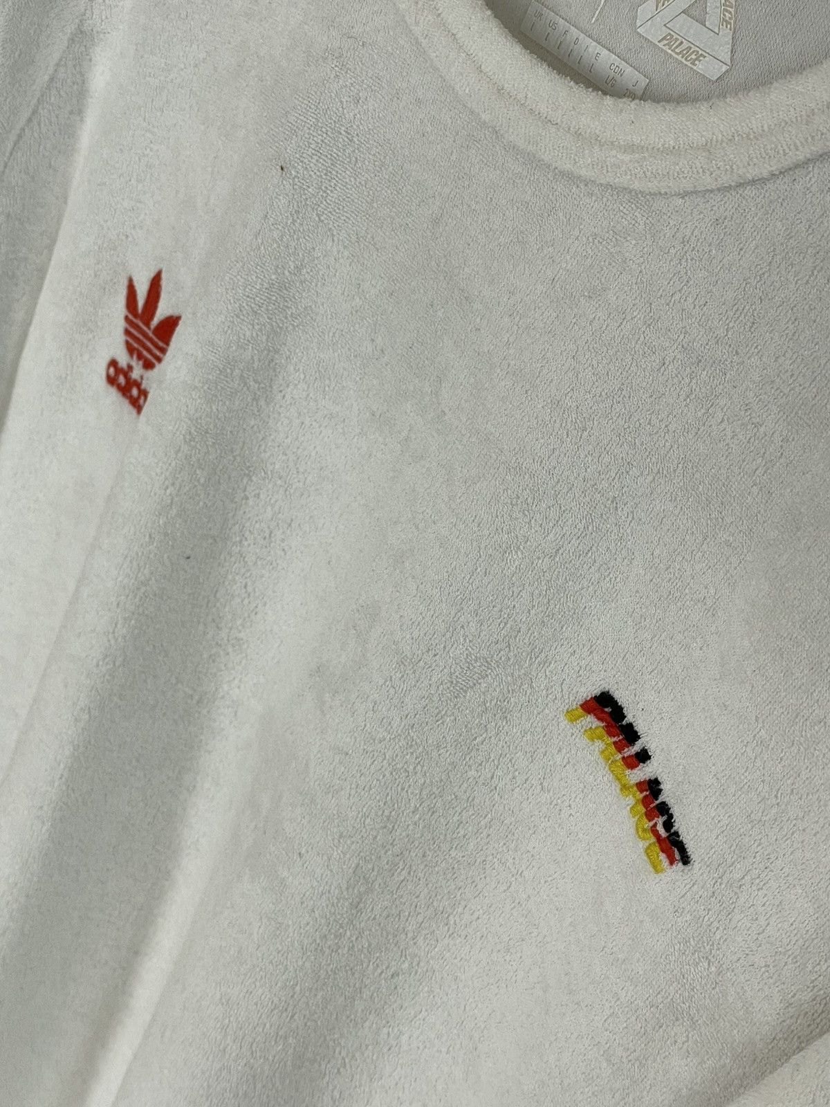 Adidas × Palace Palace & Adidas Rare 2018s T-shirt Men’s Size L Hype Size US L / EU 52-54 / 3 - 7 Thumbnail