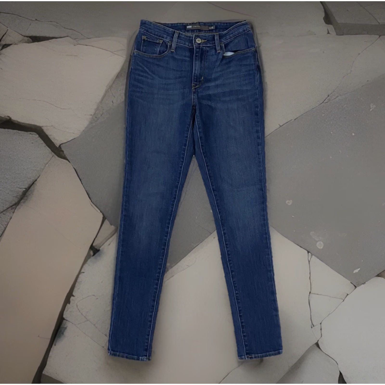 Levi's Levi's Jeans Womens High Rise Skinny Medium Wash Stretch Blue Denim Pants sz 2/26 Size 26" / US 2 / IT 38 - 2 Thumbnail
