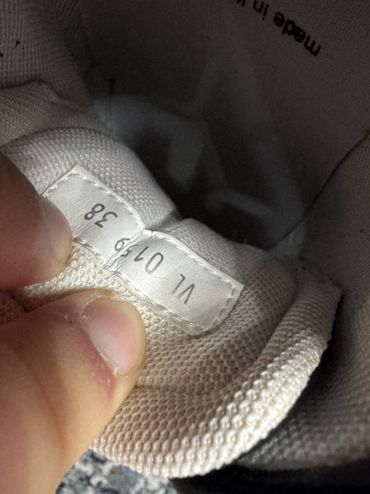 Louis Vuitton Louis Vuitton Virgil trainers Size US 5.5 / EU 38 - 8 Thumbnail