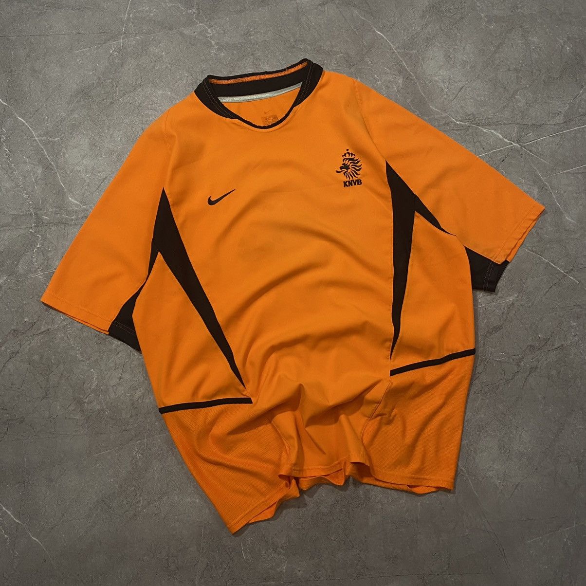 Vintage VINTAGE NIKE KNVB TEE SOCCER JERSEY NETHERLAND 90s Size US XL / EU 56 / 4 - 1 Thumbnail