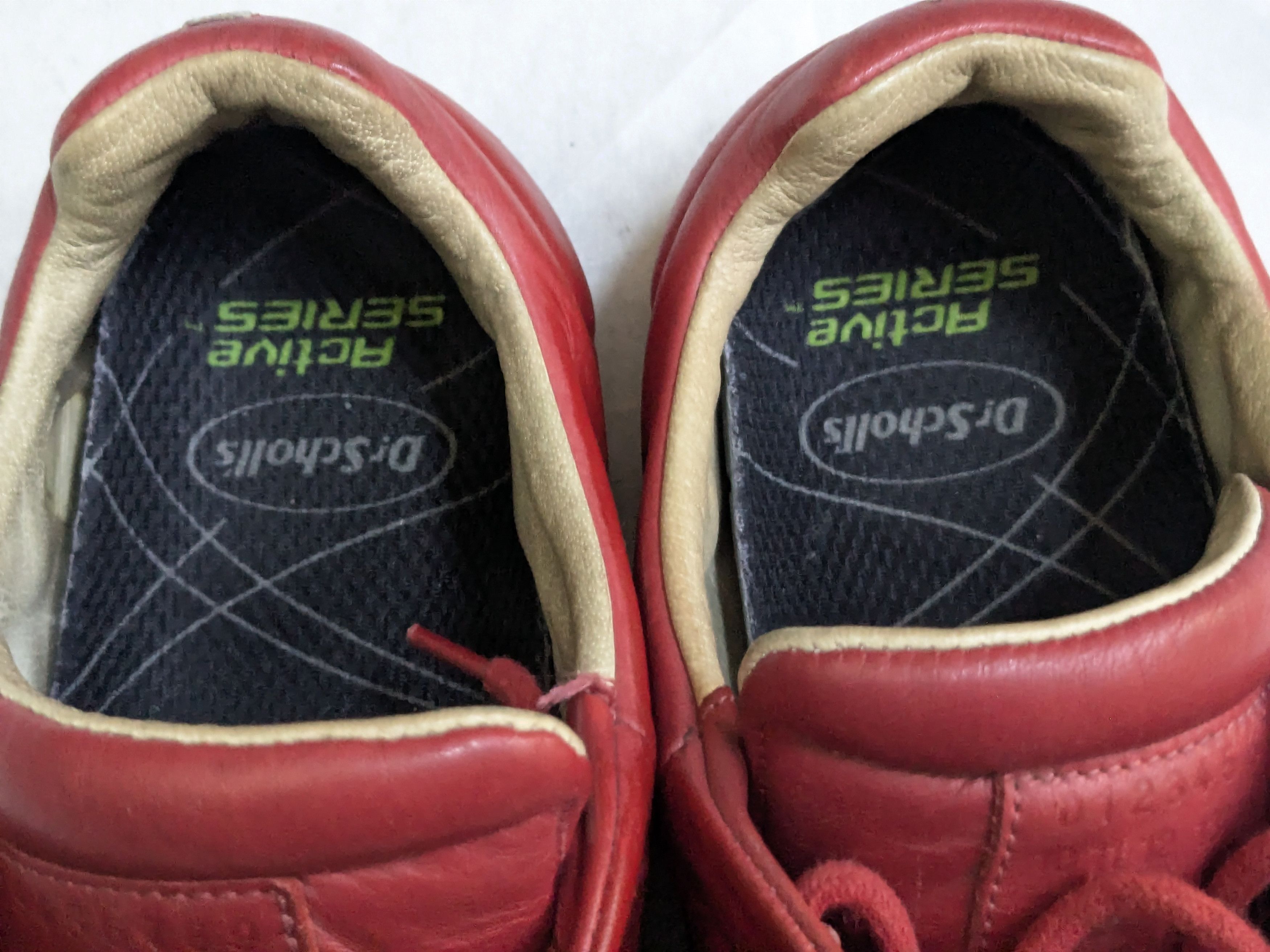 Maison Margiela Maison Margiela futures red 8 41 low tops leather Size US 8 / EU 41 - 7 Thumbnail