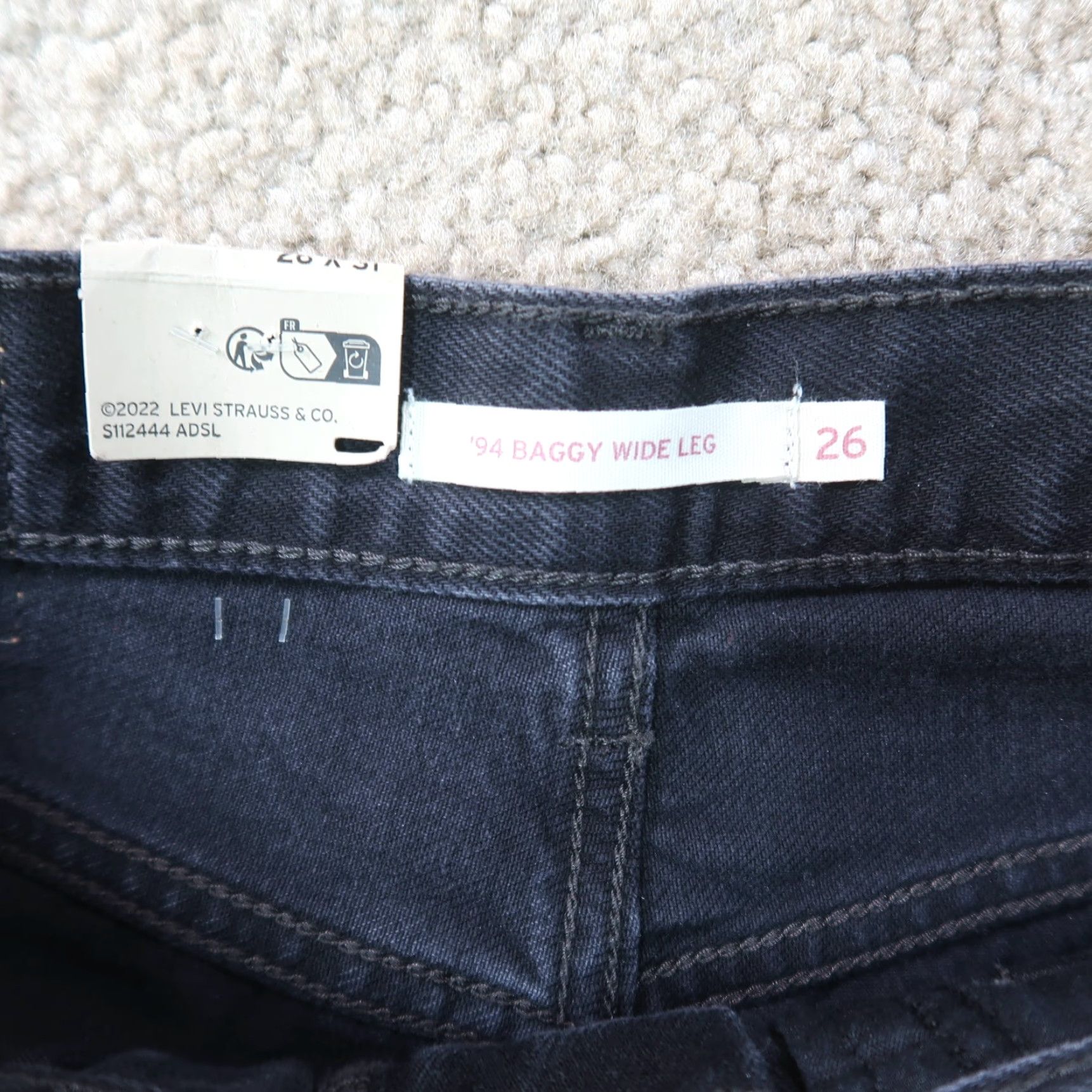 Levi's VINTAGE Levi's 94 baggy Jeans Women's 26x31 Black Denim High rise Straight 5-Pocket 90s Womens Size 26" / US 2 / IT 38 - 4 Thumbnail