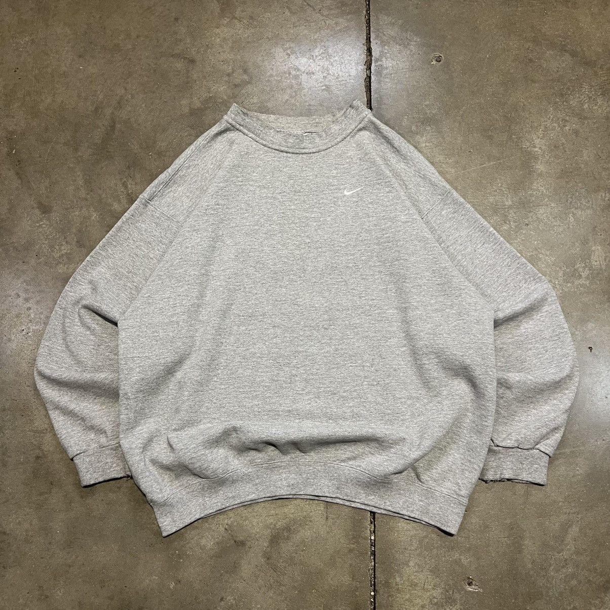 Nike × Vintage Vintage 90s Nike Mini Swoosh Crewneck Sweatshirt Boxy USA Size US L / EU 52-54 / 3 - 1 Thumbnail