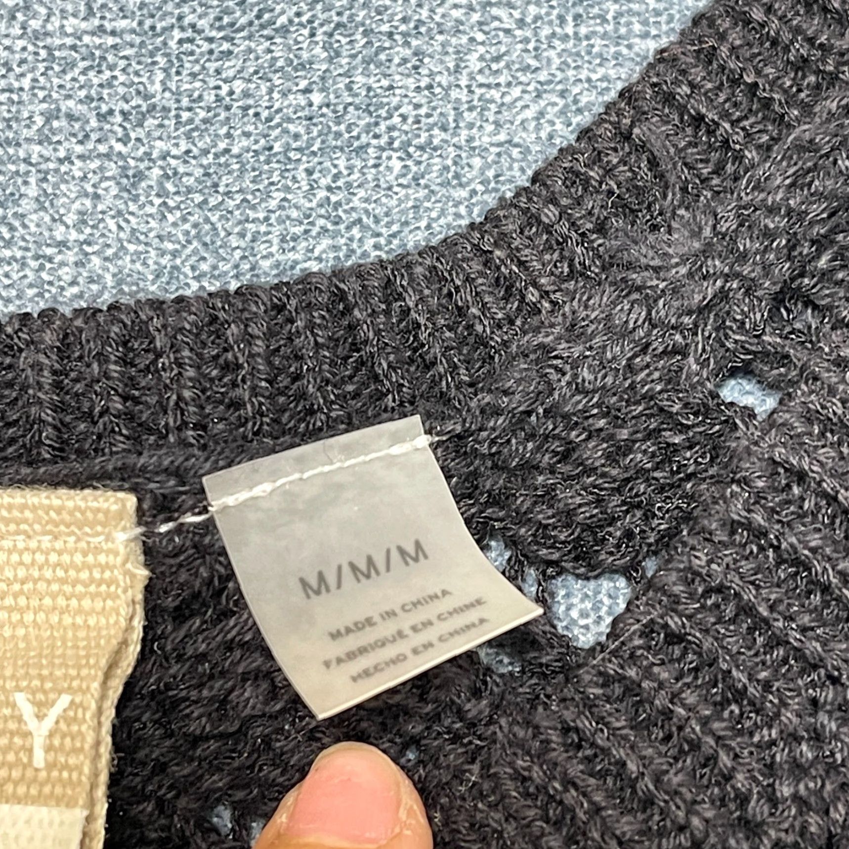 Vintage ROXY Crochet Knit Tank Top Womens M Black Round Neck Sleeveless Casual Winter Sweater Size M / US 6-8 / IT 42-44 - 7 Thumbnail