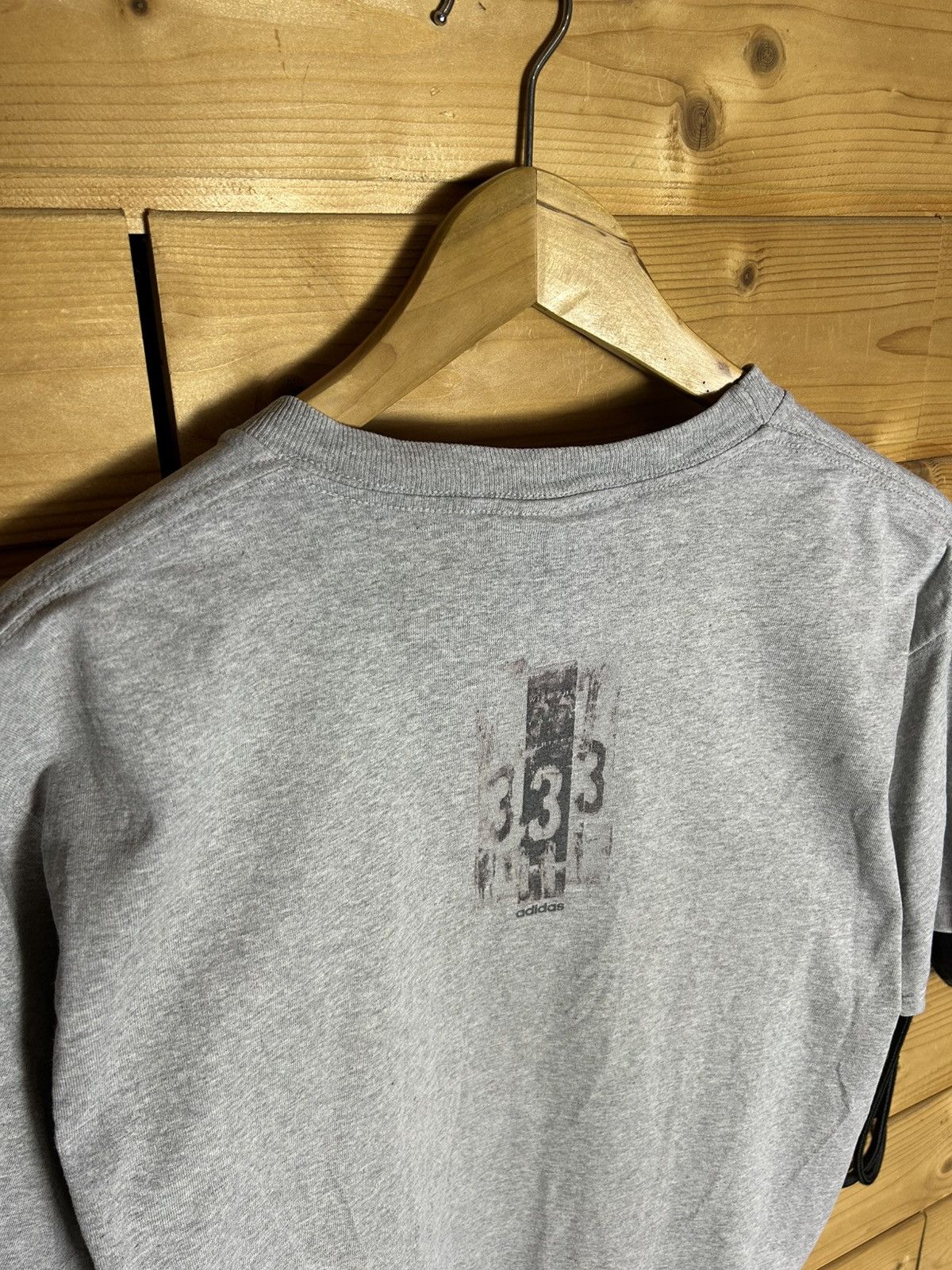 Adidas Vintage Adidas Graphic Tee Size US S / EU 44-46 / 1 - 10 Thumbnail