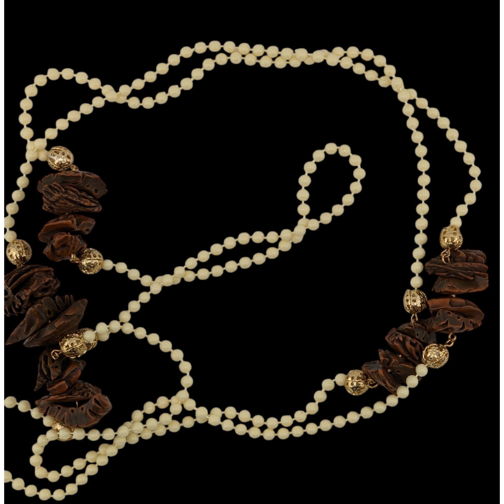 Other Vintage Cream Beaded Necklace With Faux Walnut Beaded And Go Size ONE SIZE - 2 Thumbnail