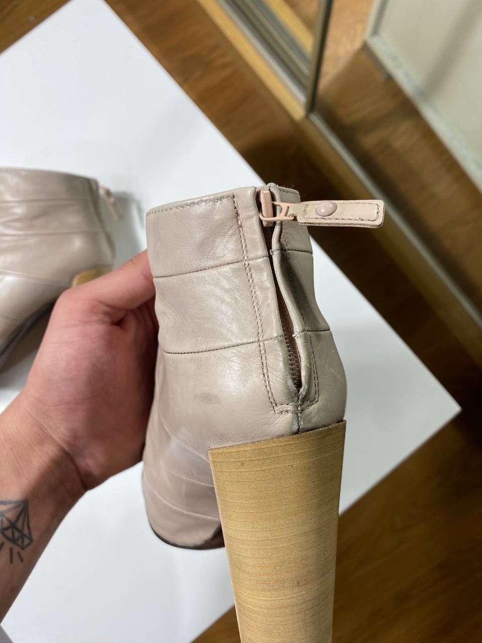 Louis Vuitton Louis Vuitton Suede Ankle Leather Boots Size US 4 / IT 34 - 12 Thumbnail