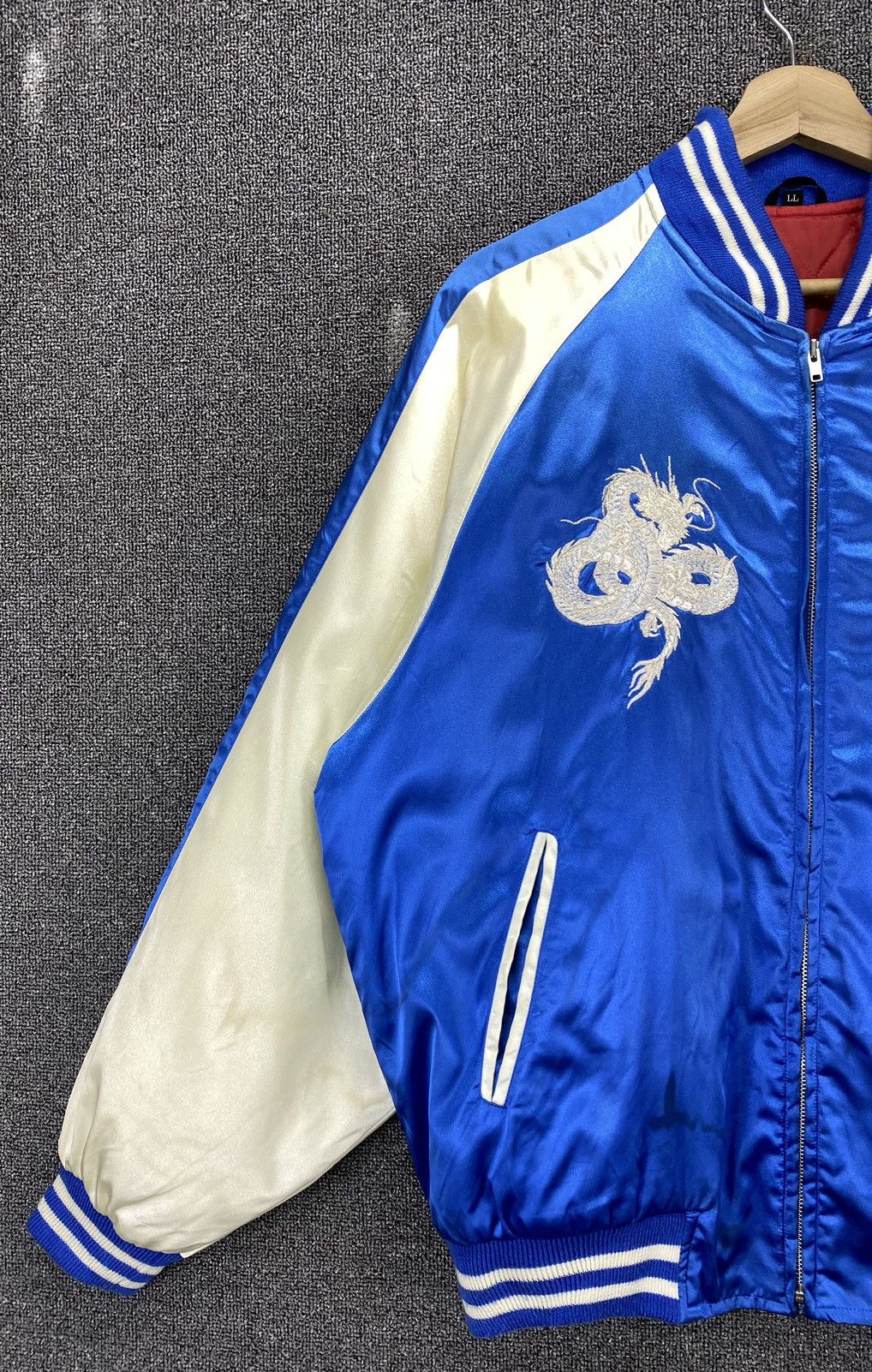 Japanese Brand Vintage 90s Sukajan Dragon Embroidery Varsity Jacket Size US L / EU 52-54 / 3 - 8 Thumbnail