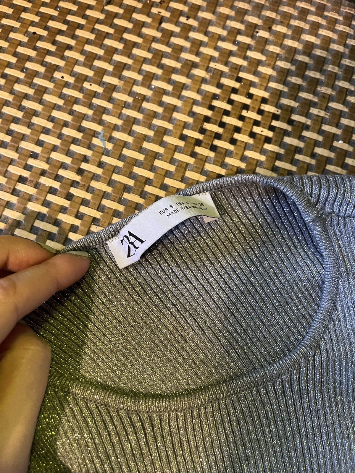 Zara Zara Ribbed Grey Cropped Shirt Size Small Size S / US 4 / IT 40 - 2 Thumbnail