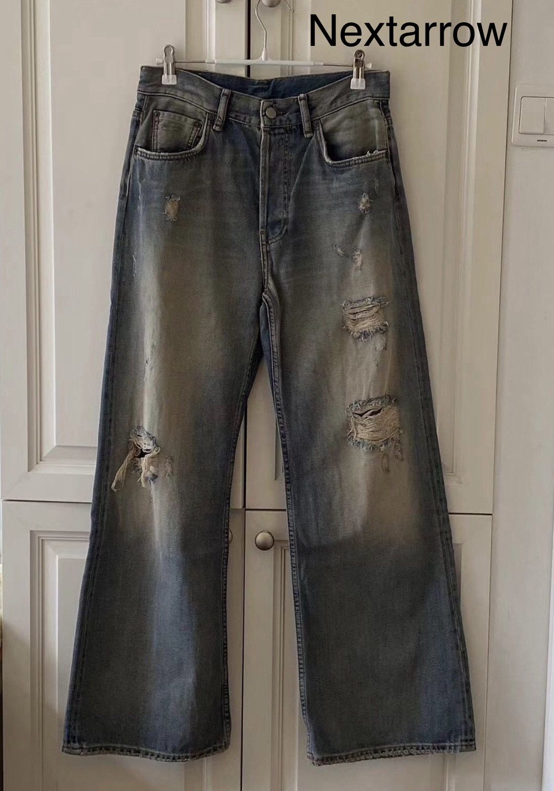 Acne Studios Acne Studios Ripped jeans2409-Nextarrow Size US 26 / EU 42 - 1 Thumbnail