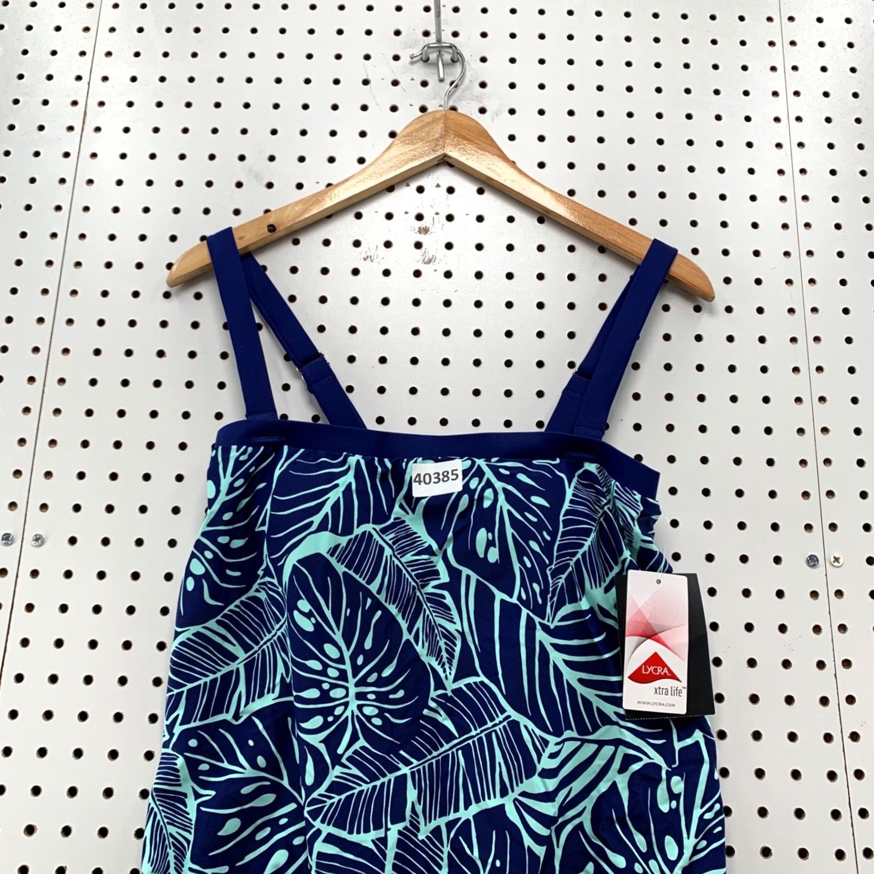 Vintage Maxine of Hollywood Bathing Swimwear Top Womens Size 8 Blue Floral NWT Size M / US 6-8 / IT 42-44 - 4 Thumbnail