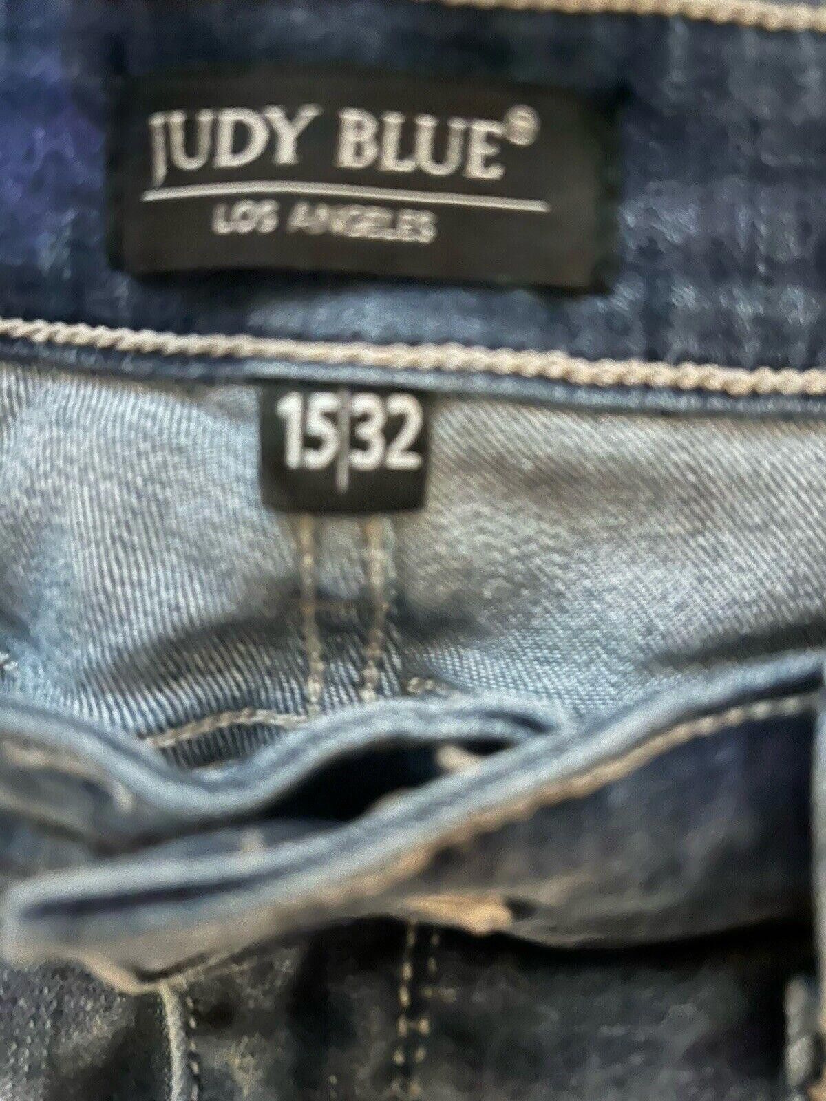 Designer Judy Blue 15/32 Mid Rise Relaxed Fit Stretch Distressed Size 32" / US 10 / IT 46 - 4 Thumbnail