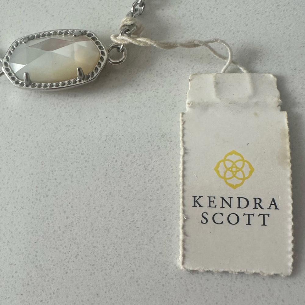 Designer Kendra Scott Elaina Silver Ivory Mother of Pearl Bracelet Size ONE SIZE - 4 Thumbnail