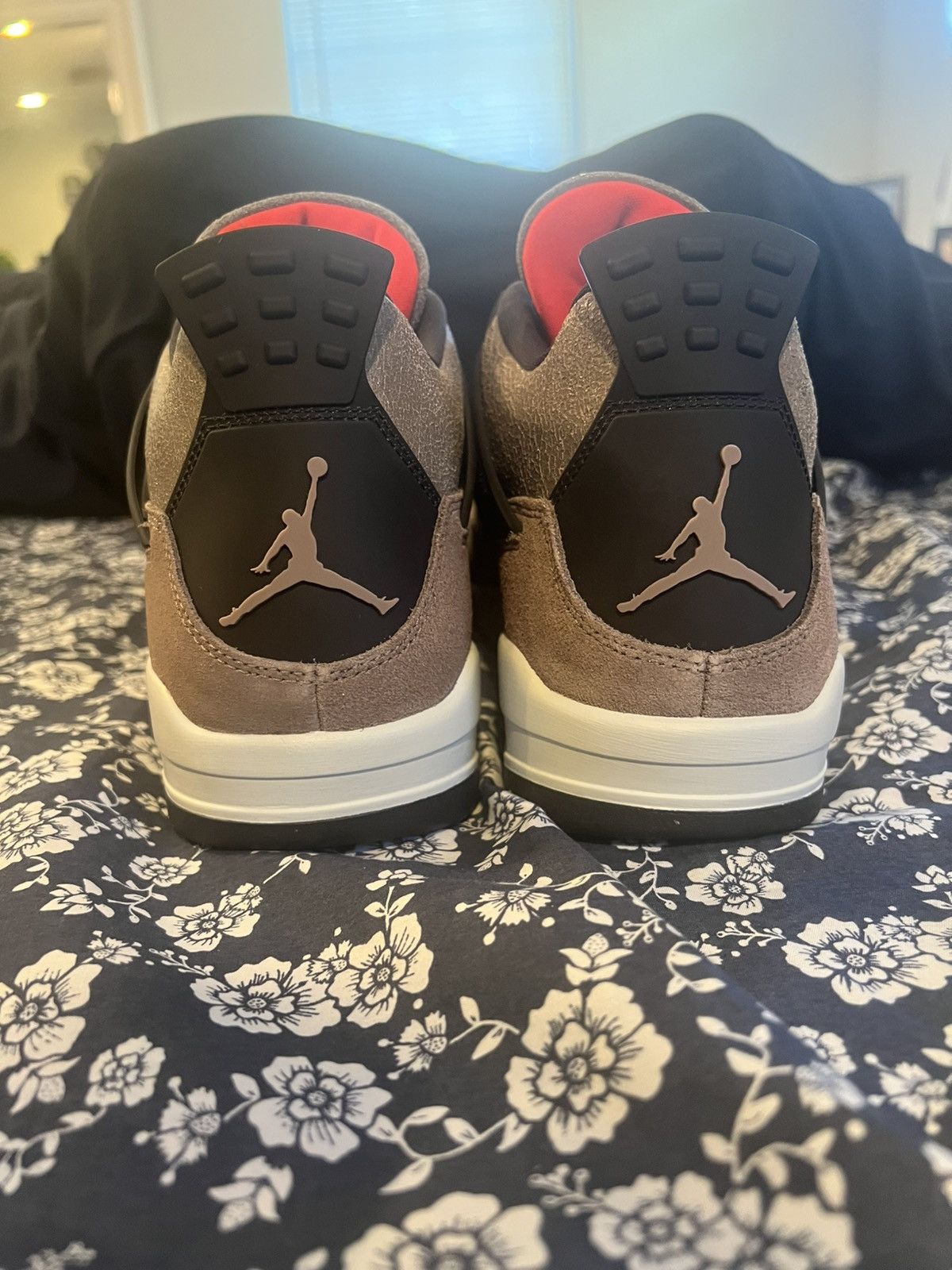 Nike Jordan 4 Taupe Size US 11.5 / EU 44-45 - 4 Thumbnail
