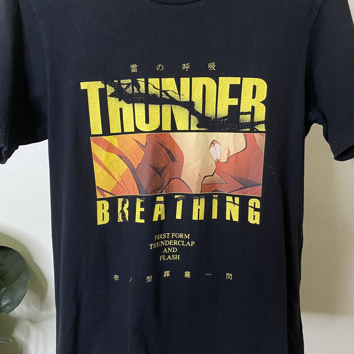Anime × Japanese Brand × Uniqlo Uniqlo x Kimetsu No Yaiba Demon Slayer Anime T Shirt Size US XS / EU 42 / 0 - 2 Thumbnail